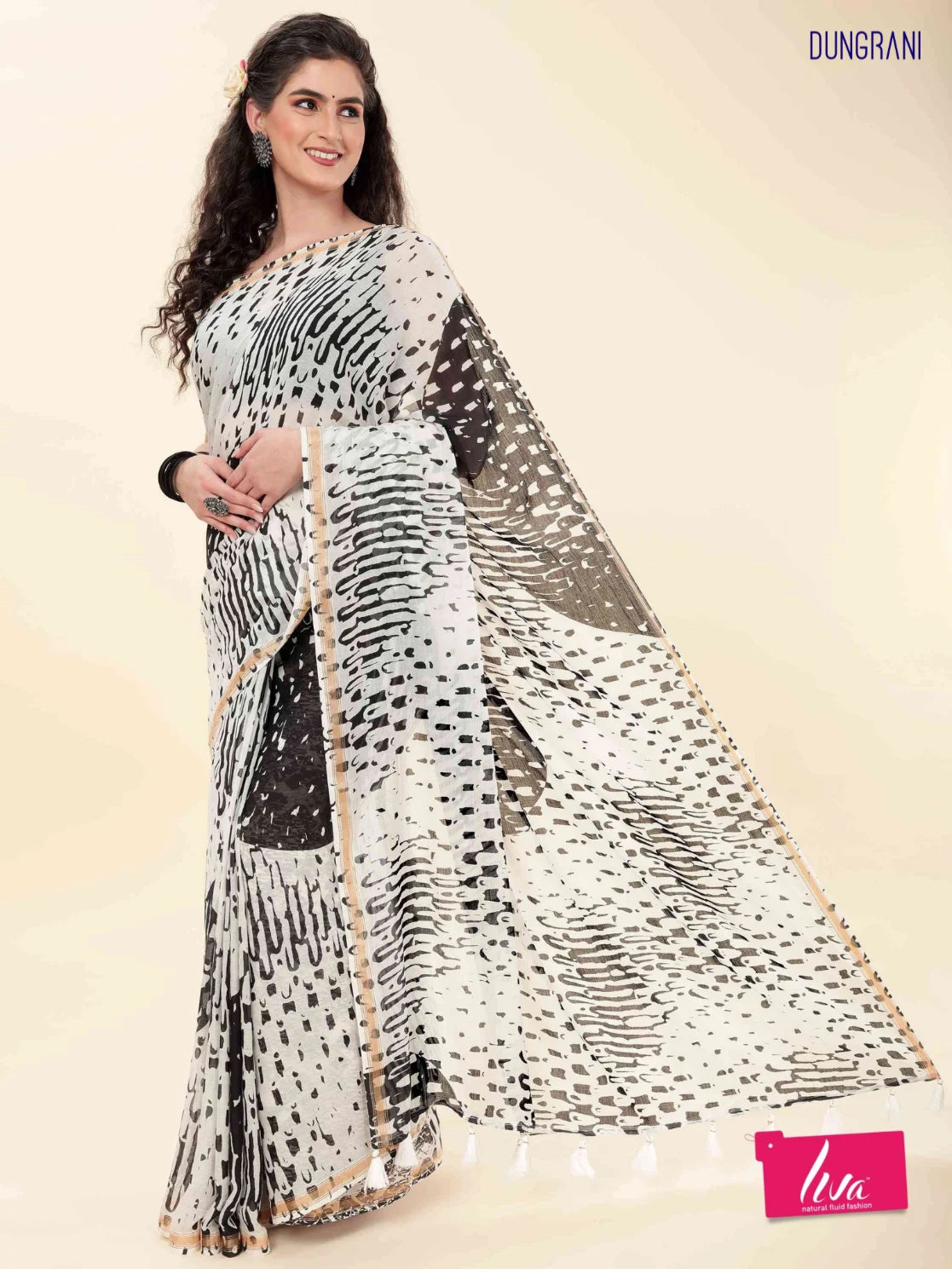 VISCOSE MUL LIVA DIGITAL PRINTED SAREE WITH BLOUSE