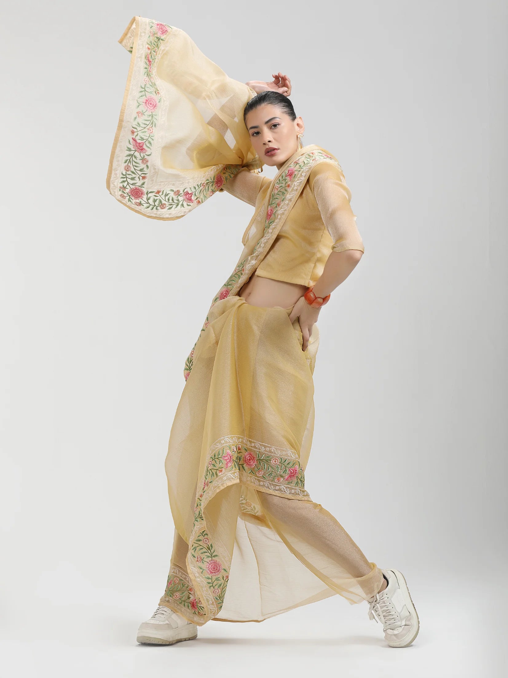 ORGANZA GUCCI ROSE EMBROIDERY SAREE