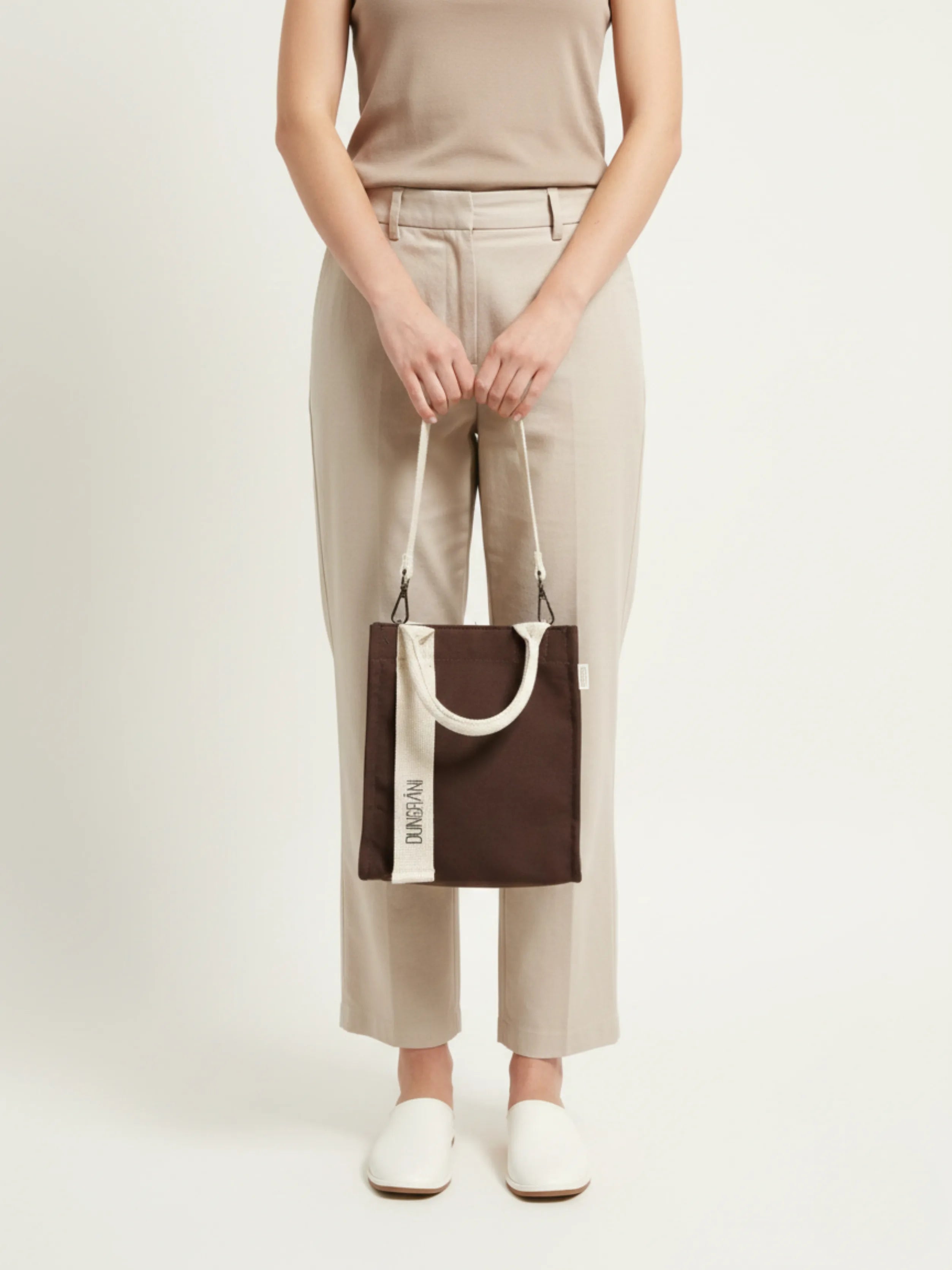BROWN MINI SQUAR TOTE BAG