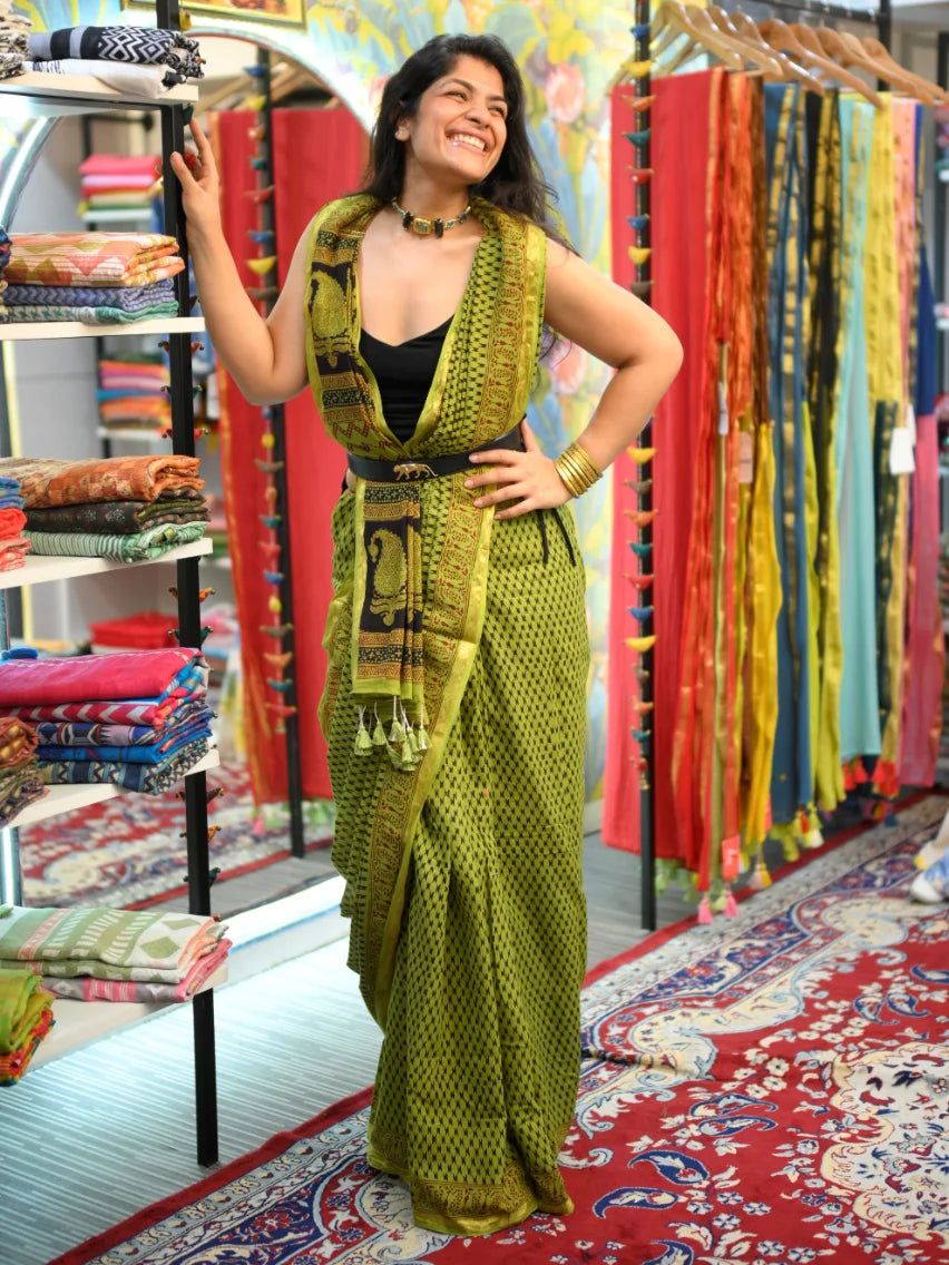 ANCHAL SARAF DEVNANI IN MINT COAL BAGH PRINT SAREE