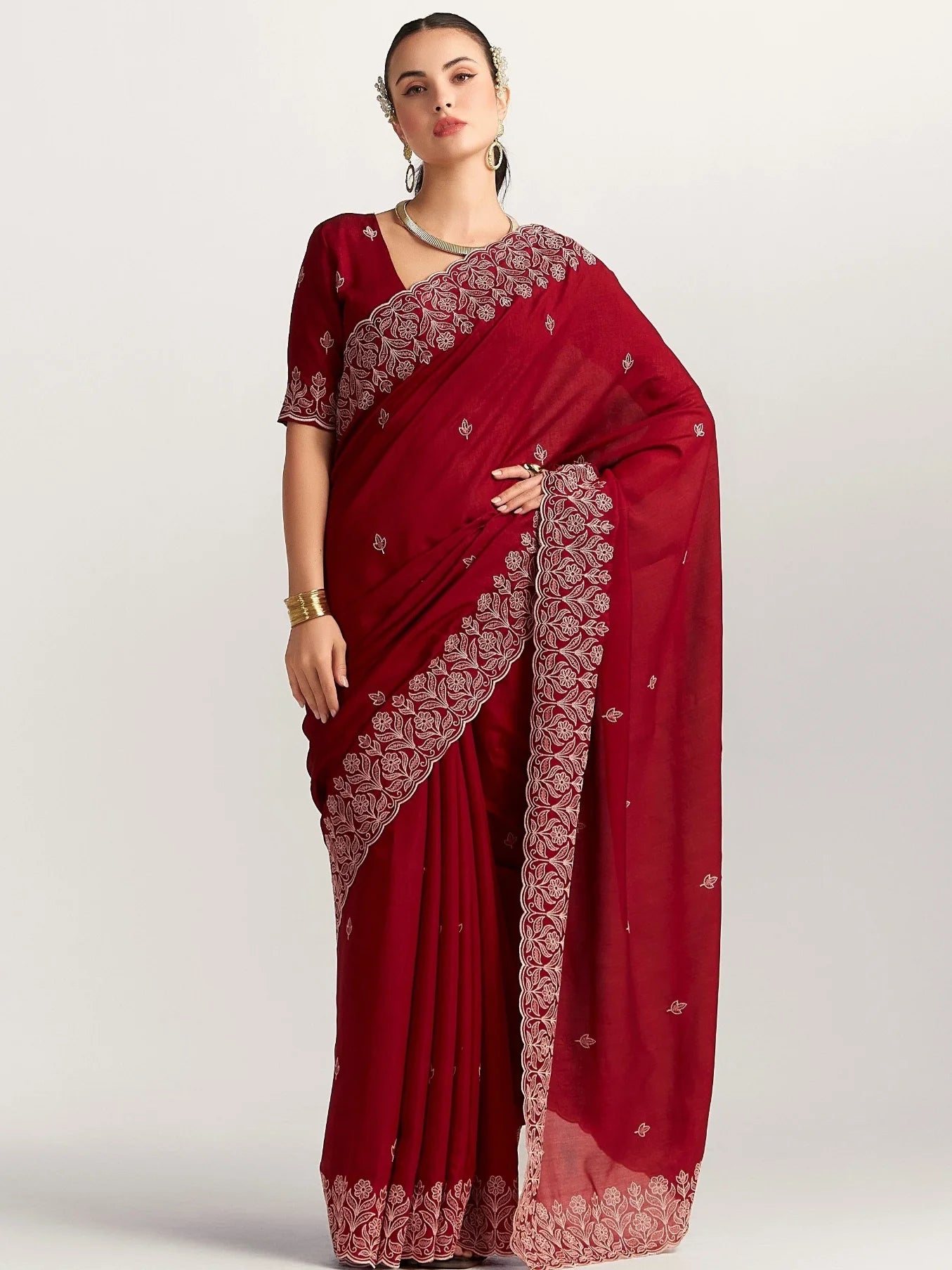 TITANIUM FLORAL EMBROIDERY SAREE WITH BLOUSE