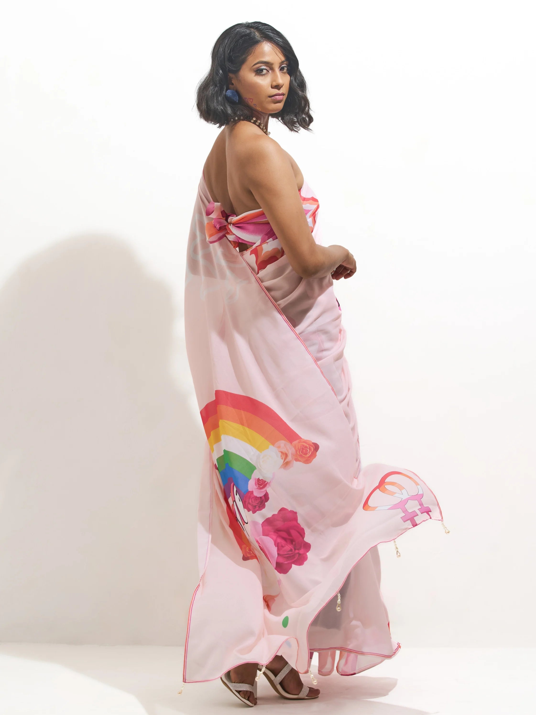 FEMININE LOVE SAREE