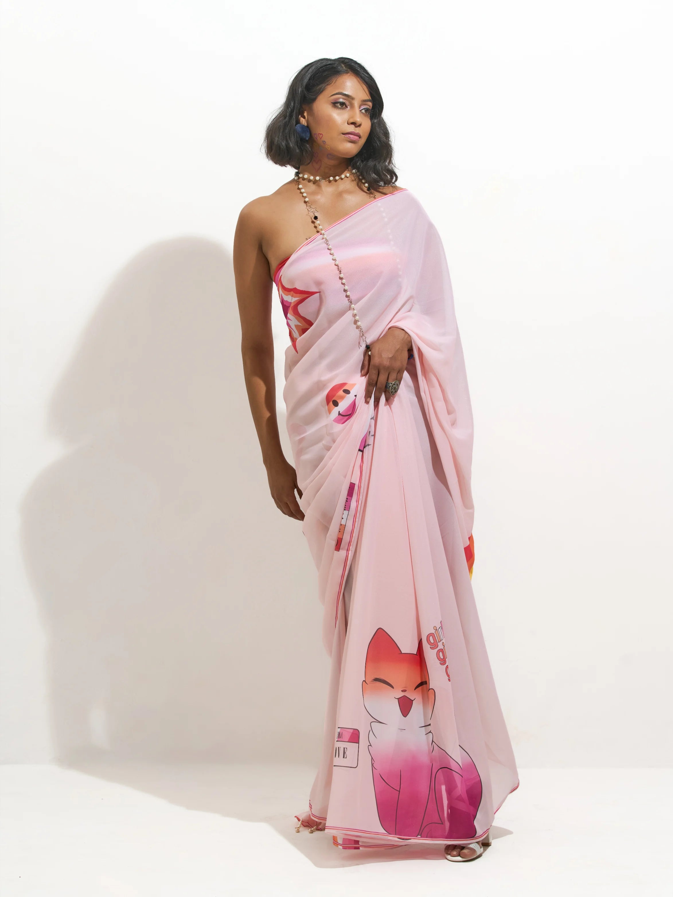 FEMININE LOVE SAREE