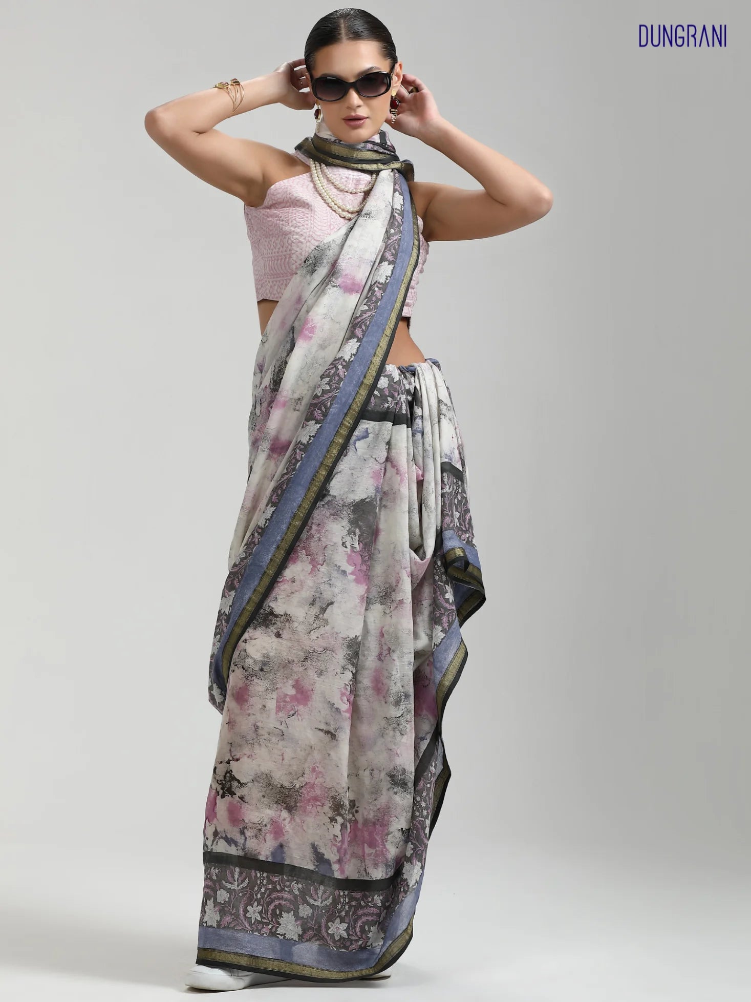 VISCOSE MUL LIVA BLOCK PRINTED SAREE WITH BLOUSE