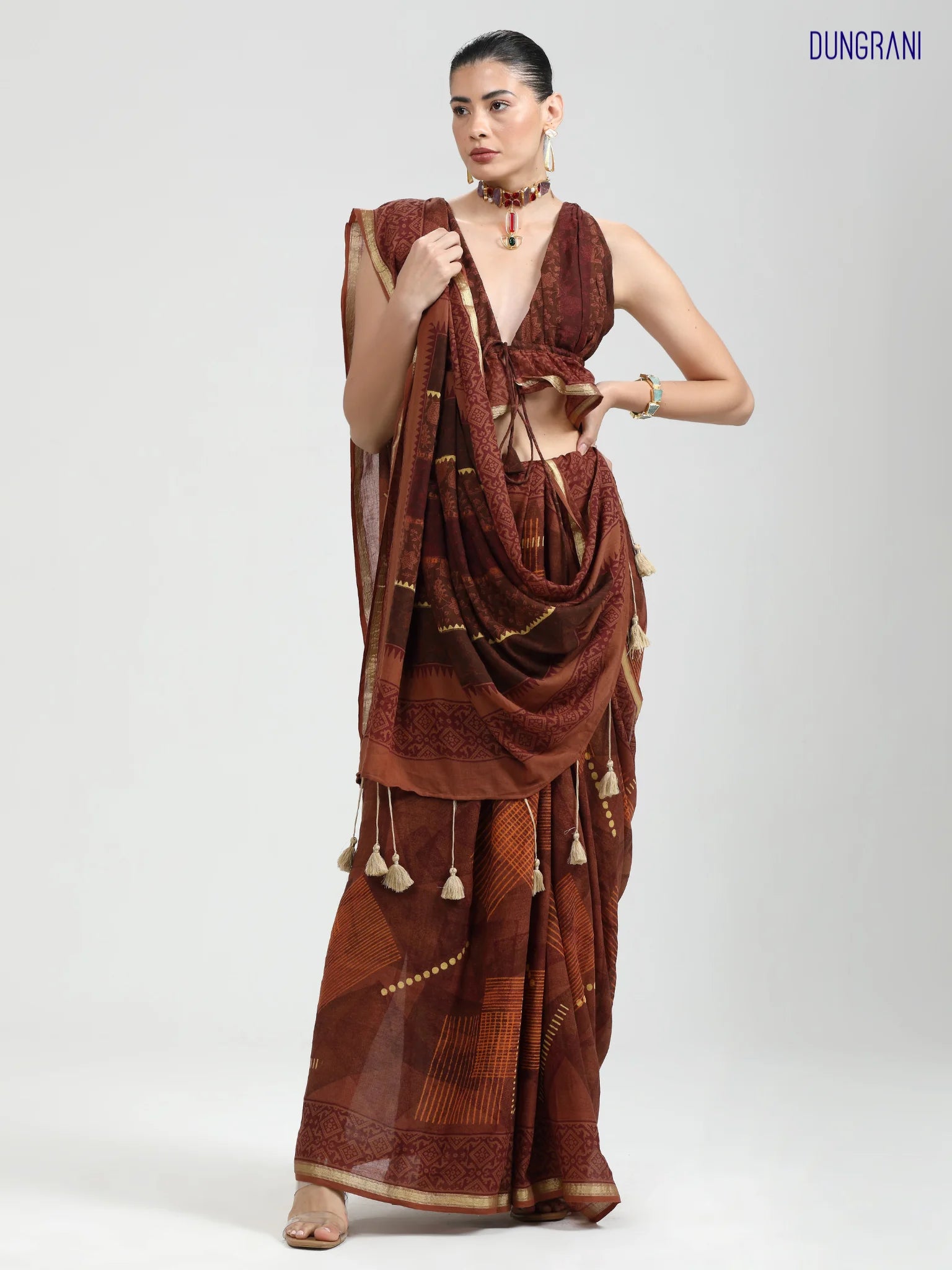 DARK BROWN VISCOSE MUL BLOCK PRINTED SAREE