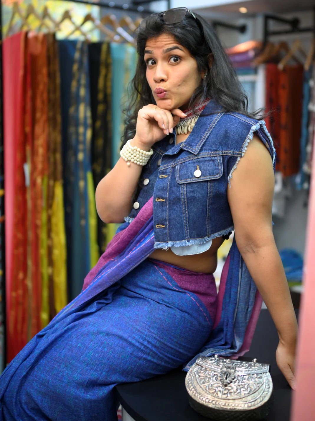 ANCHAL SARAF DEVANI IN PINK ZIP DENIM PRINT SAREE