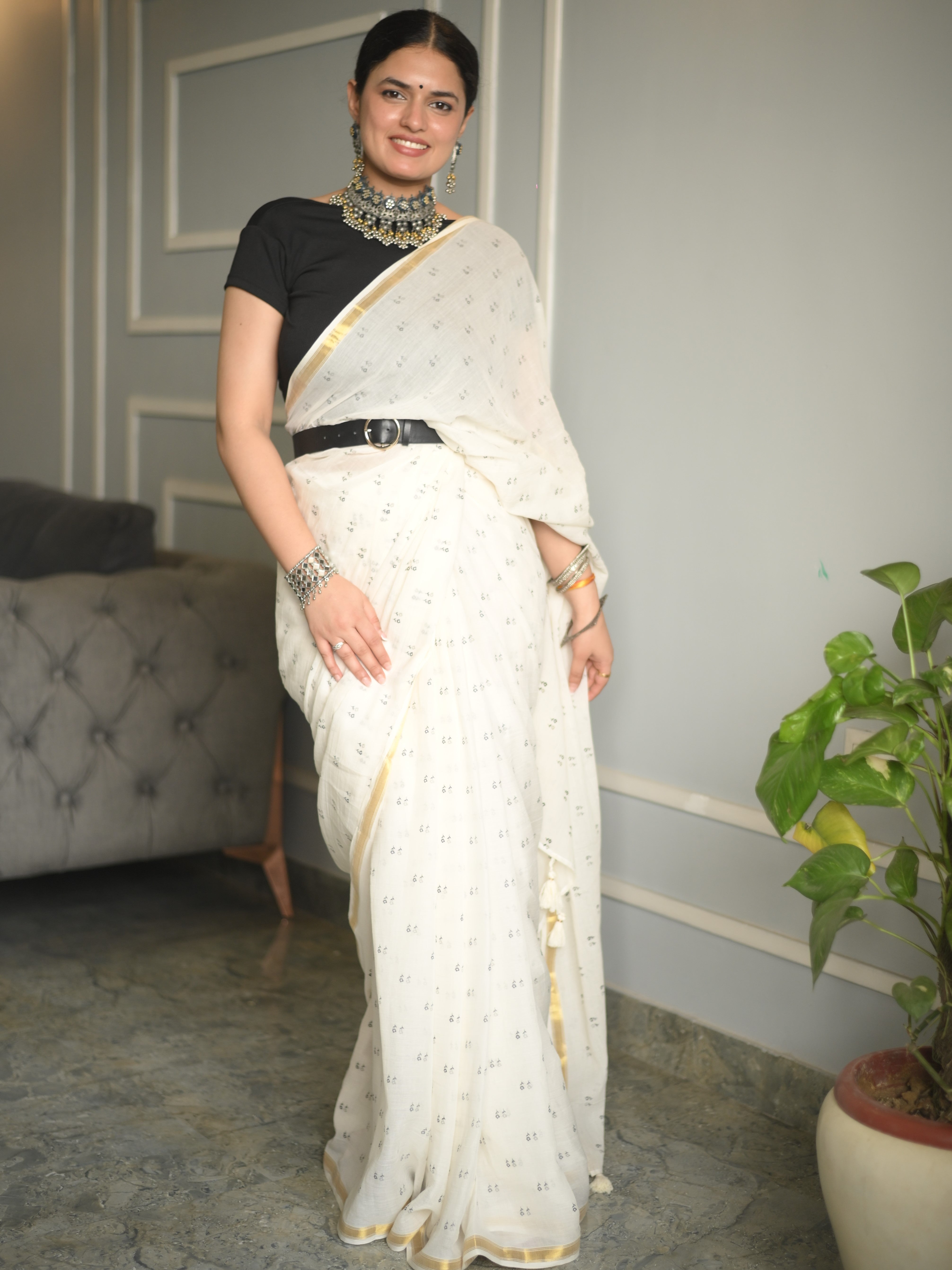 ANKITA PARBHAKAR IN VISCOSE MUL LIVA POPPY SAREE