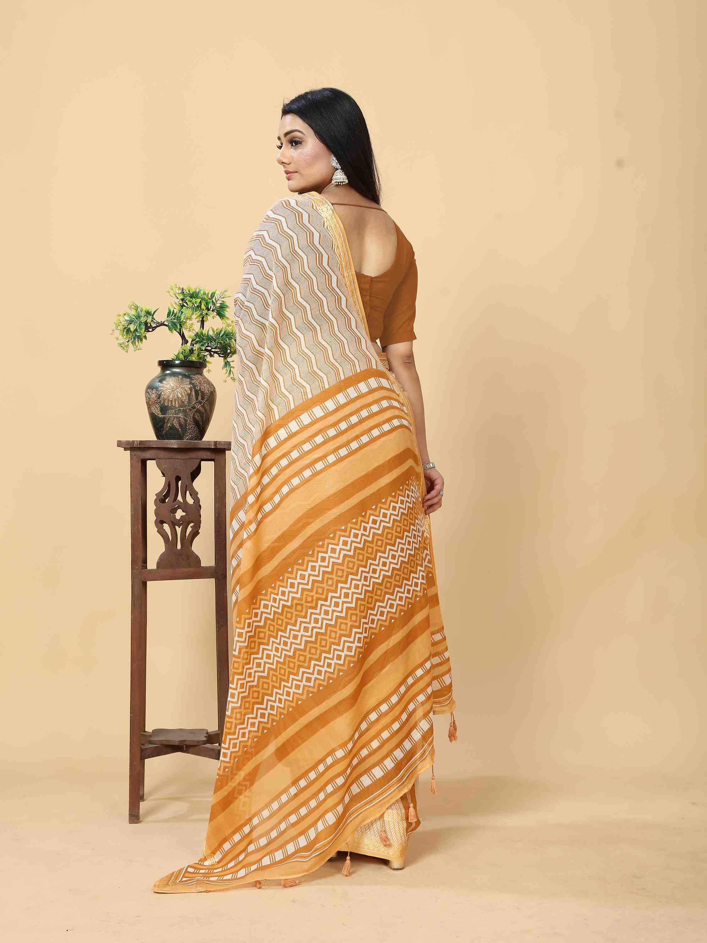 BROWN VISCOSE MUL CONTEMPORARY PRINTED LIVA SAREE