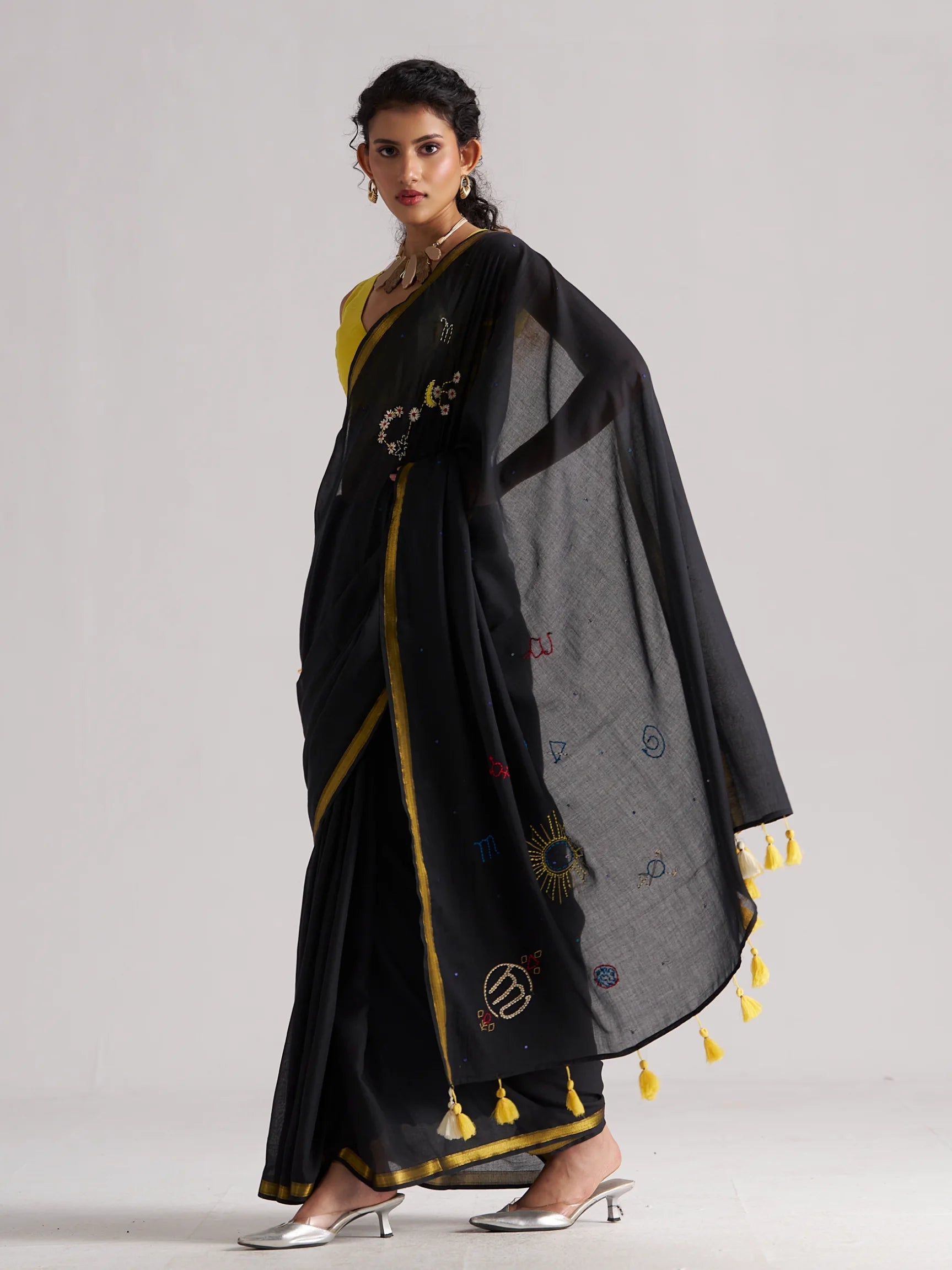 BLACK VISCOSE MUL SCORPIO CELESTIAL THREAD WORK SAREES