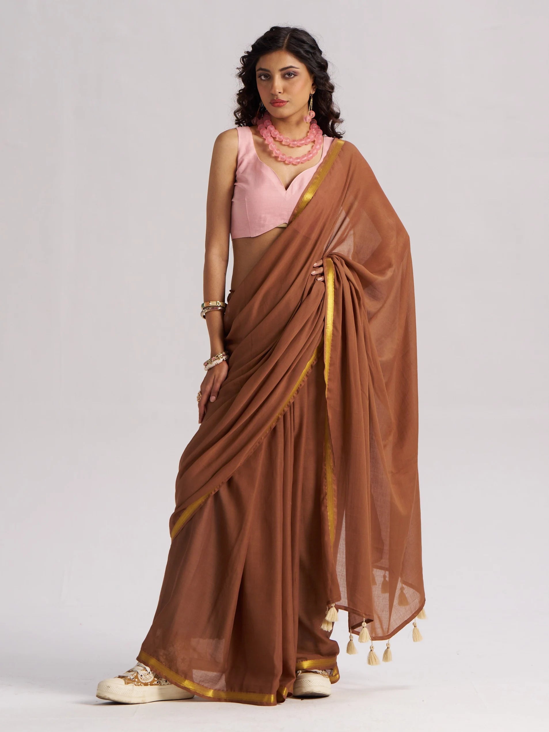 BLODNE ROAST COFFEE SHADE VISCOSE MUL LIVA SOLID SAREE