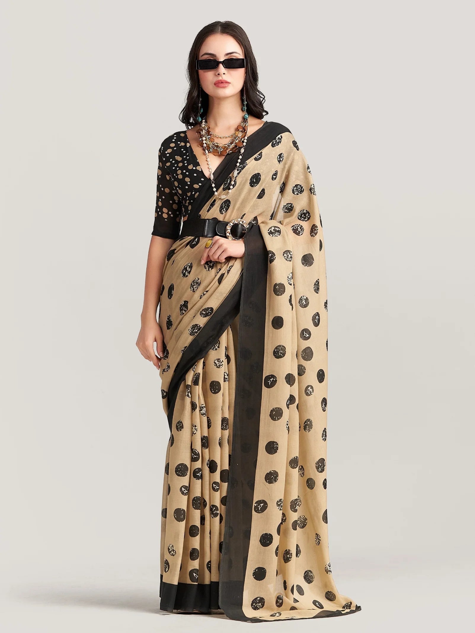 CHIKOO BROWN VISCOSE MUL LIVA DIGITAL PRINTED SAREE