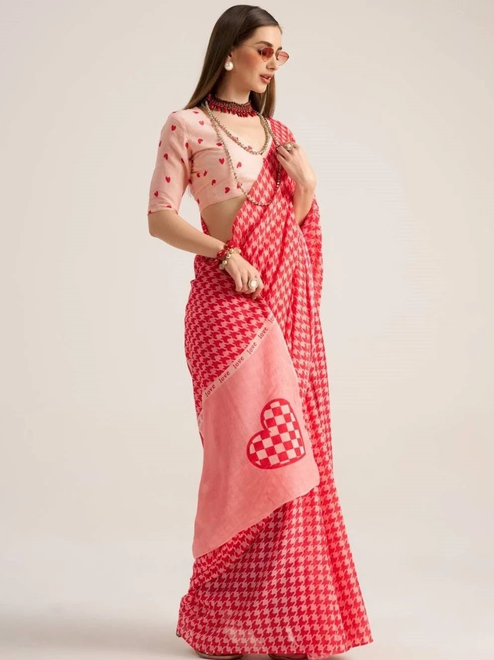 CLASSIC RED VISCOSE MUL LIVA DIGITAL PRINTED SAREE