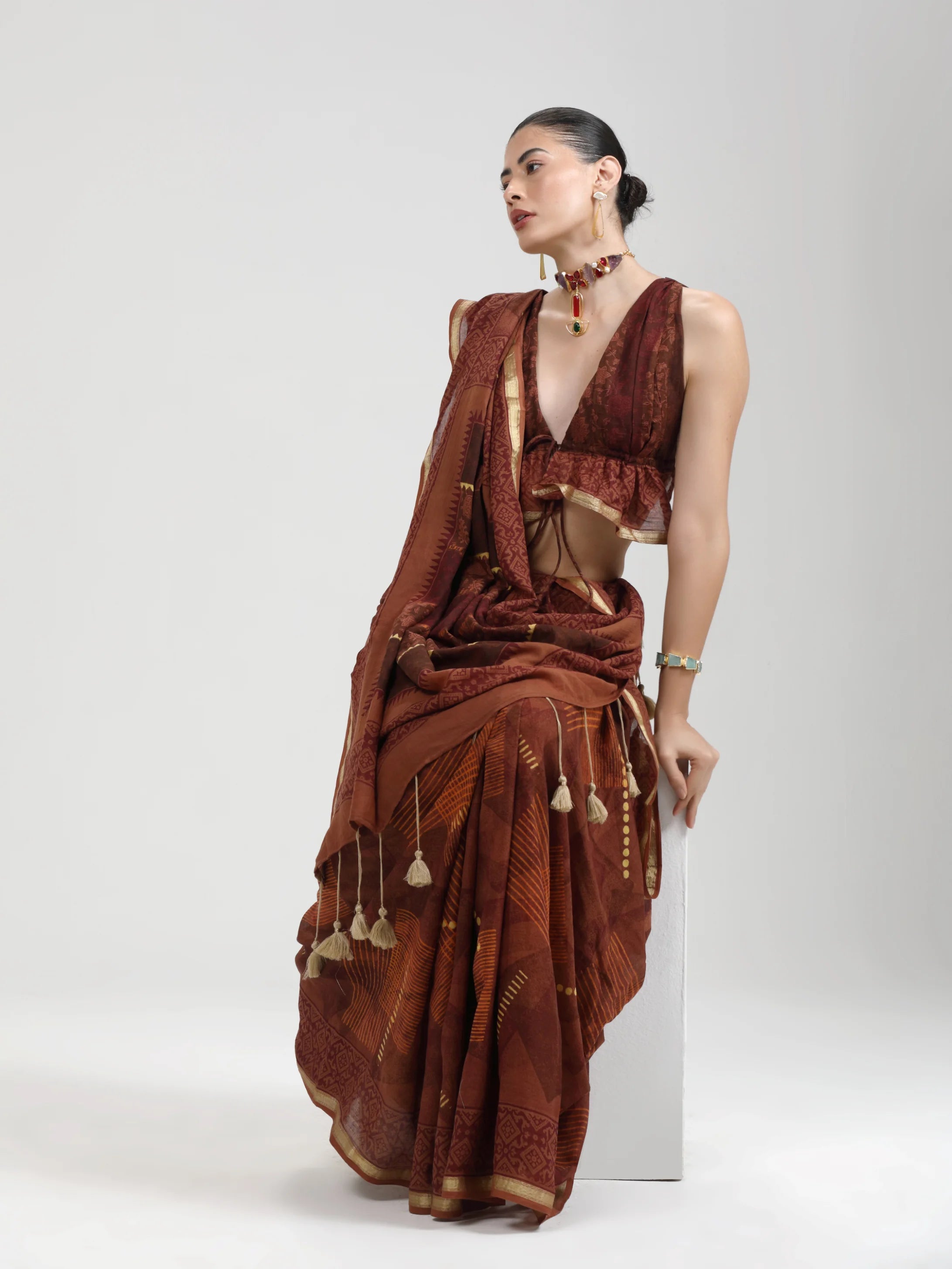 DARK BROWN MULMUL COTTON BLOCK PRINTED SAREE