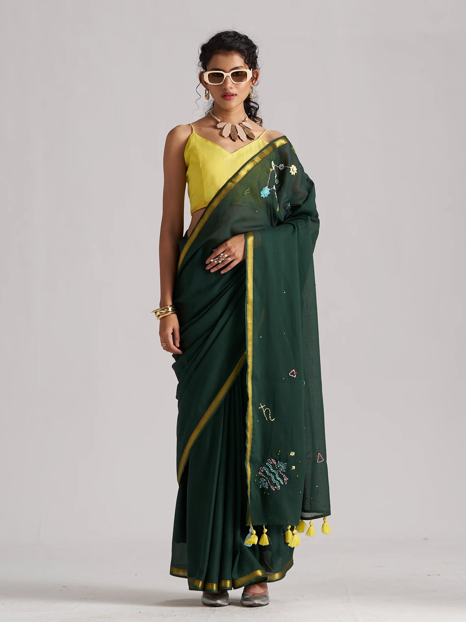 DARK GREEN VISCOSE MUL THREAD WORK SAREES