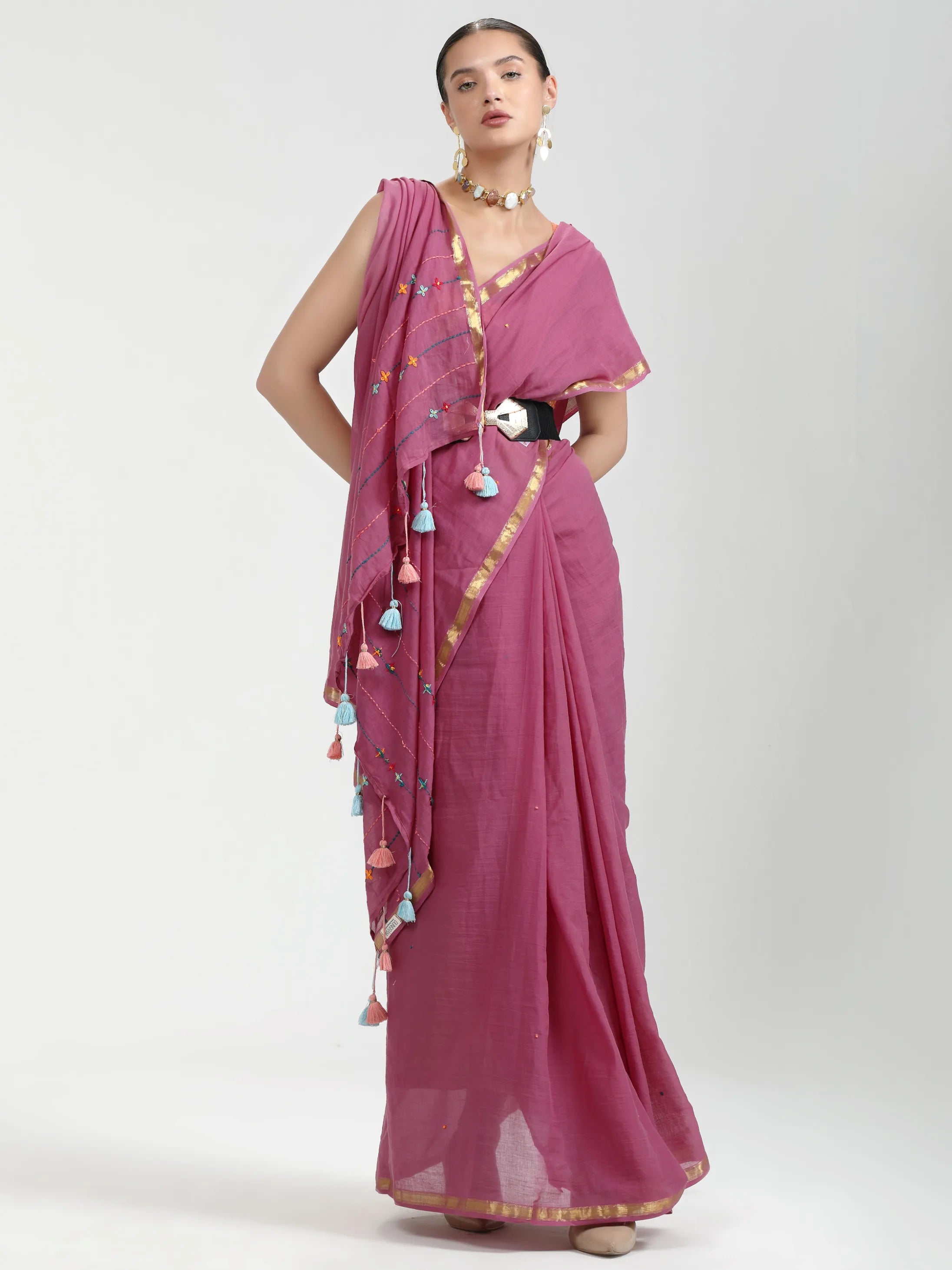 DARK PINK VISCOSE MUL LIVA THREAD WORK SAREES