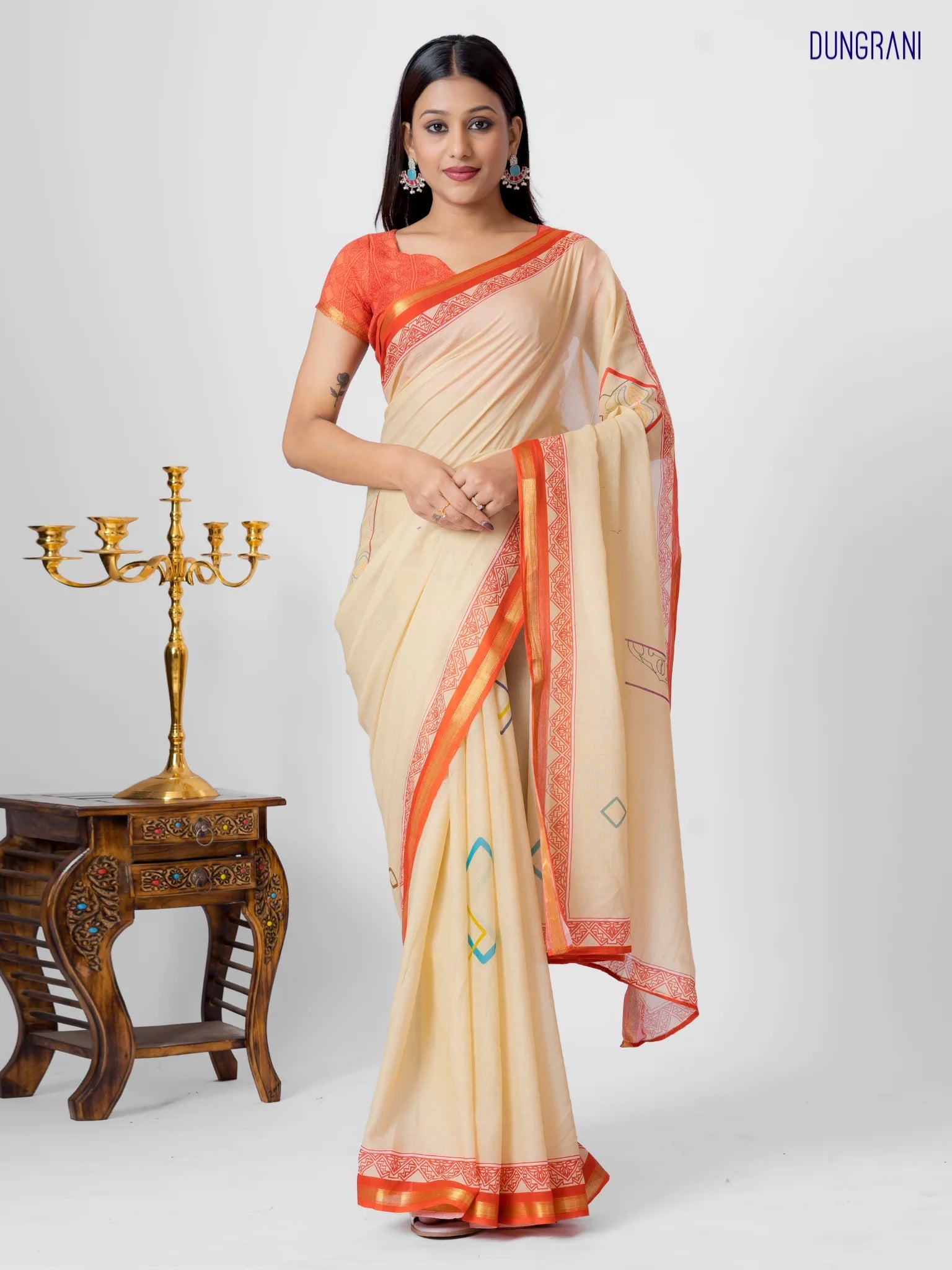 LIGHT ORANGE VISCOSE MUL LIVA DIGITAL PRINTED SAREE