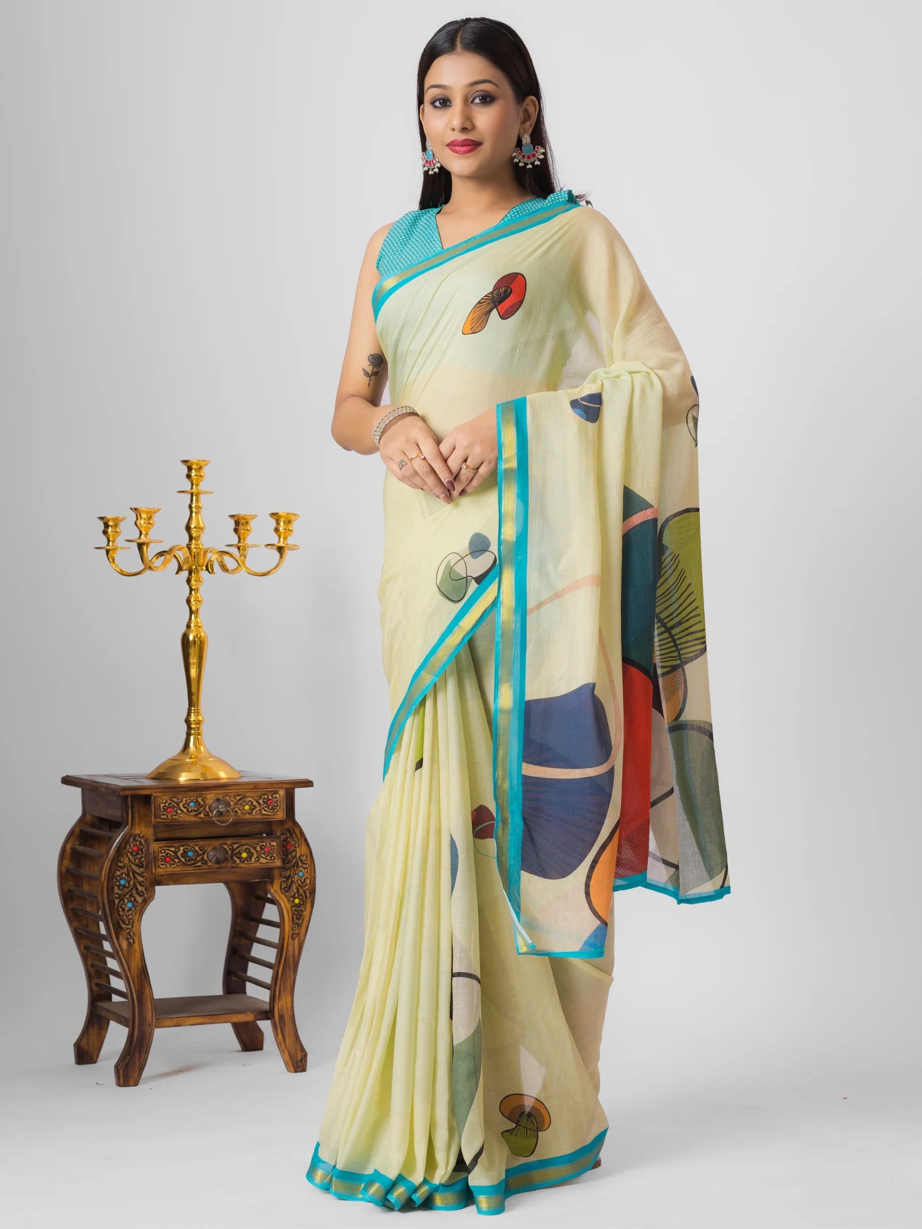 LIGHT YELLOW MULMUL COTTON LIVA DIGITAL PRINTED SAREE