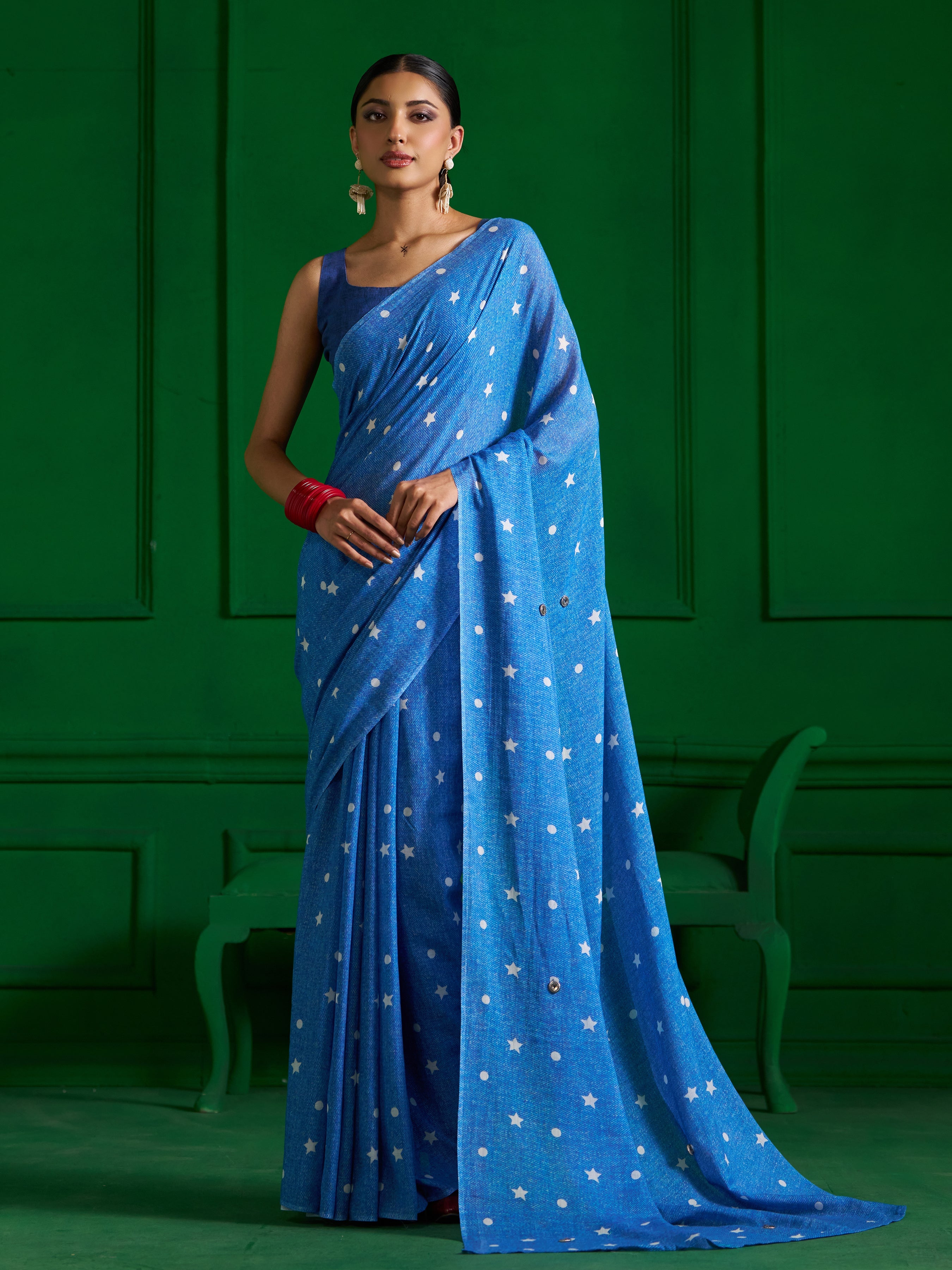 MAHIMA KHANCHANDANI IN STUDS AND STARS DENIM PRINT SAREE