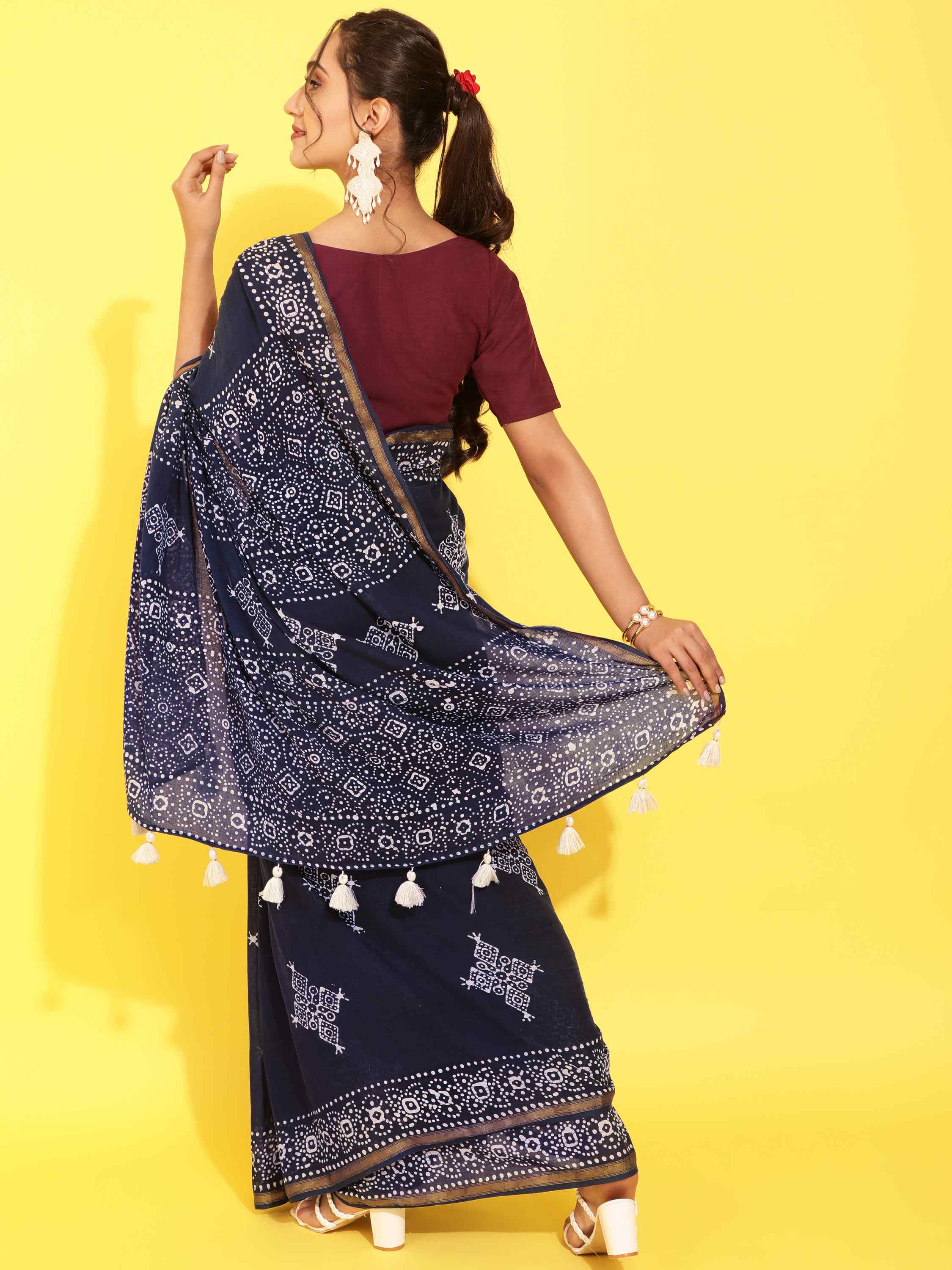 NAVY BLUE MULMUL COTTON BATIK PRINTED SAREE