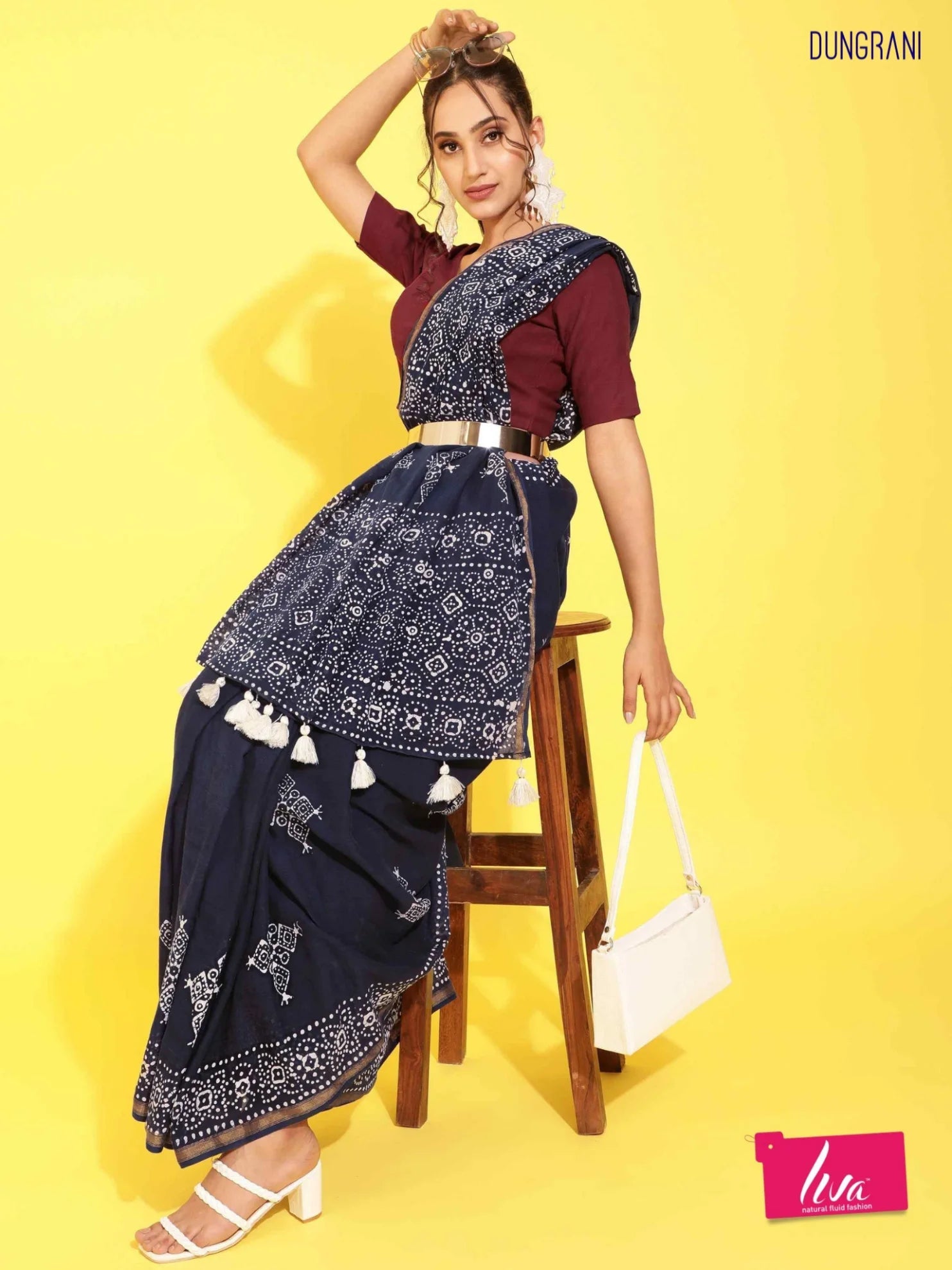 NAVY BLUE VISCOSE MUL BATIK PRINTED SAREE