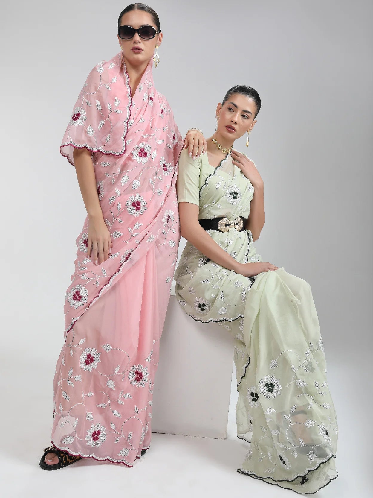 ORGANZA LIGHT PINK SAREE WITH JAAL & FLOWER EMBROIDERY