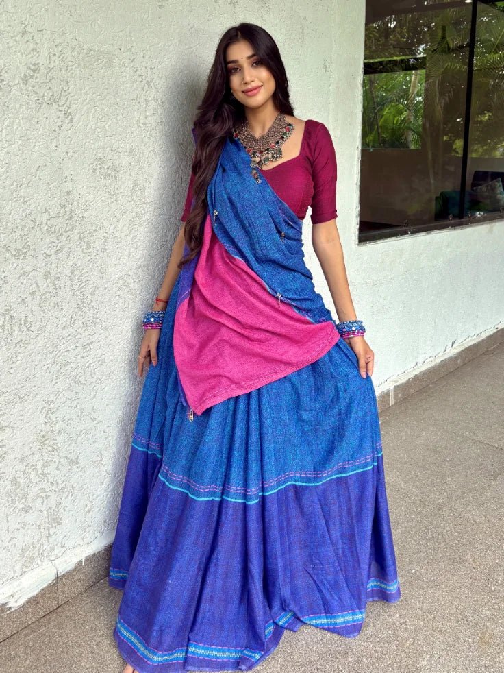 POOJA BARDE IN PINK ZIP DENIM PRINT SAREE