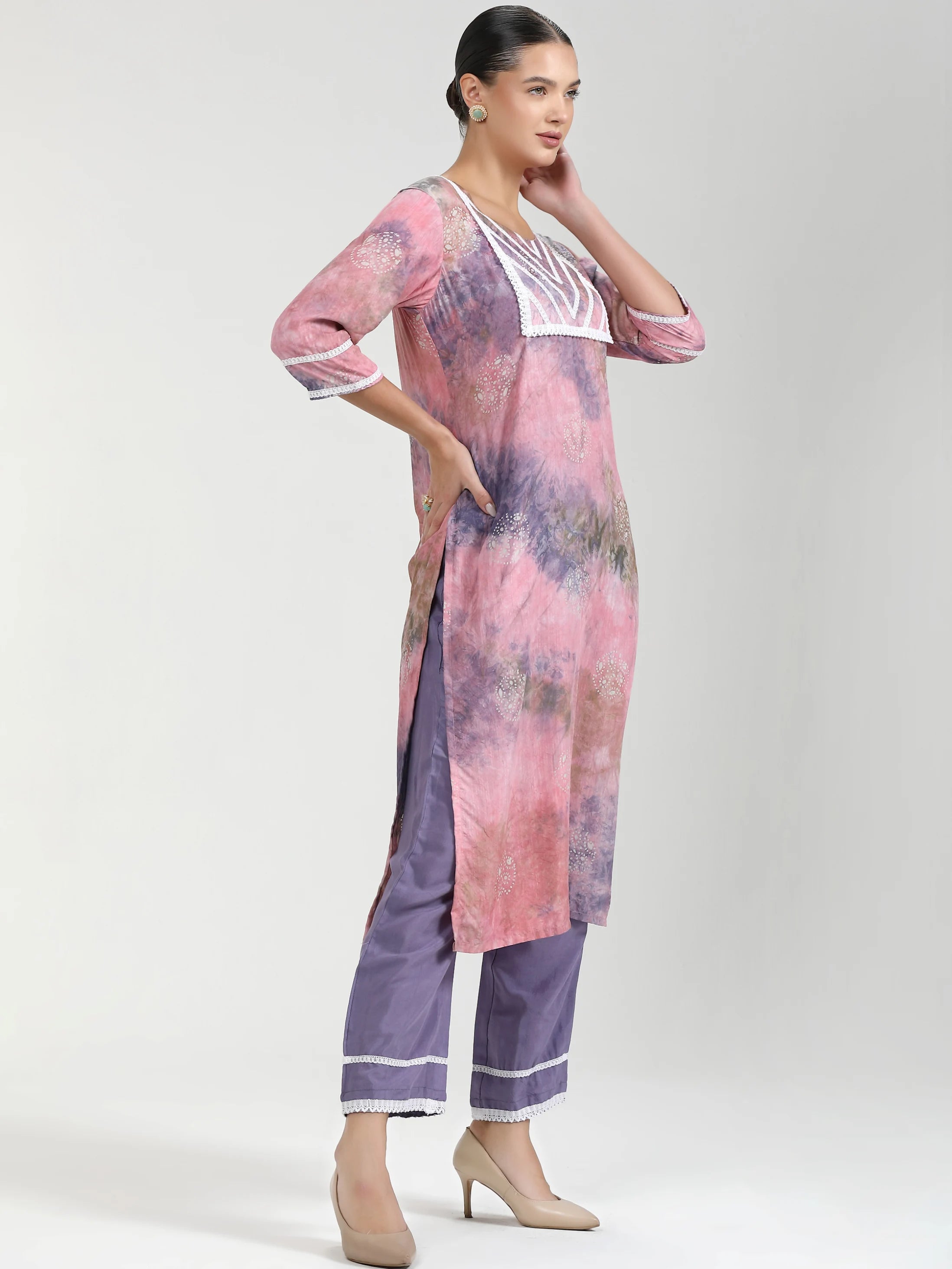 PURPLE SMOOTHIE 9 BATIK PRINTED KURTA WITH PANT