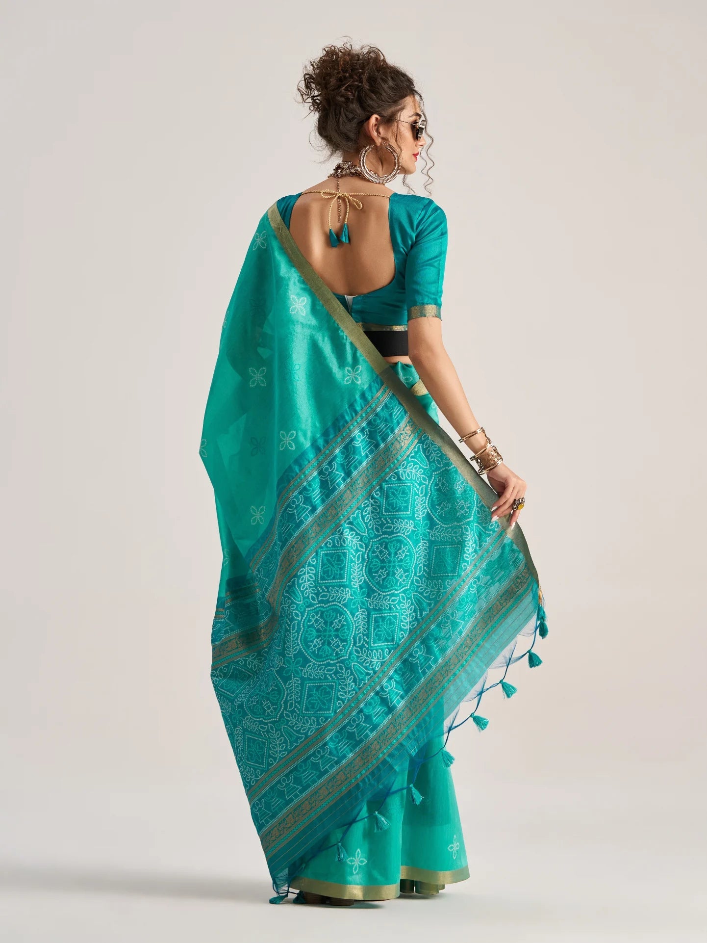 RAMA GREEN HANDWOVEN BANDHEJ ART SILK SAREE