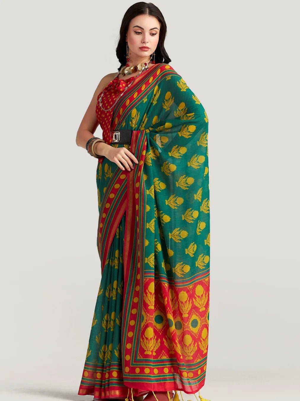 RANI & PEACOCK GREEN VISCOSE MUL LIVA DIGITAL PRINTED SAREE