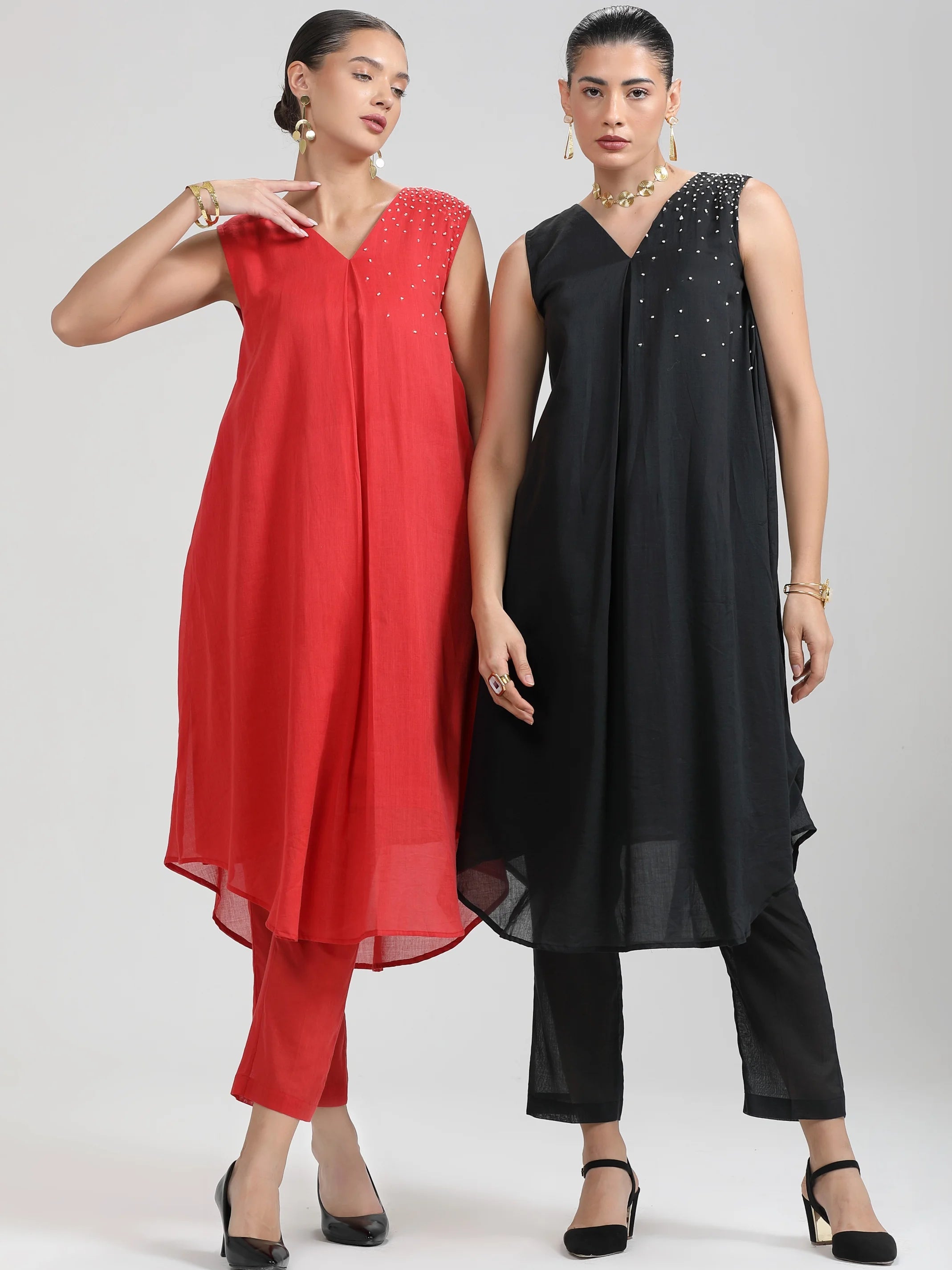 RED MULMUL COTTON HAND EMBROIDERD KURTA PANTS