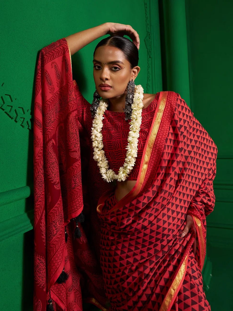 RED VISCOSE MUL RUBY BAGH PRINT SAREE