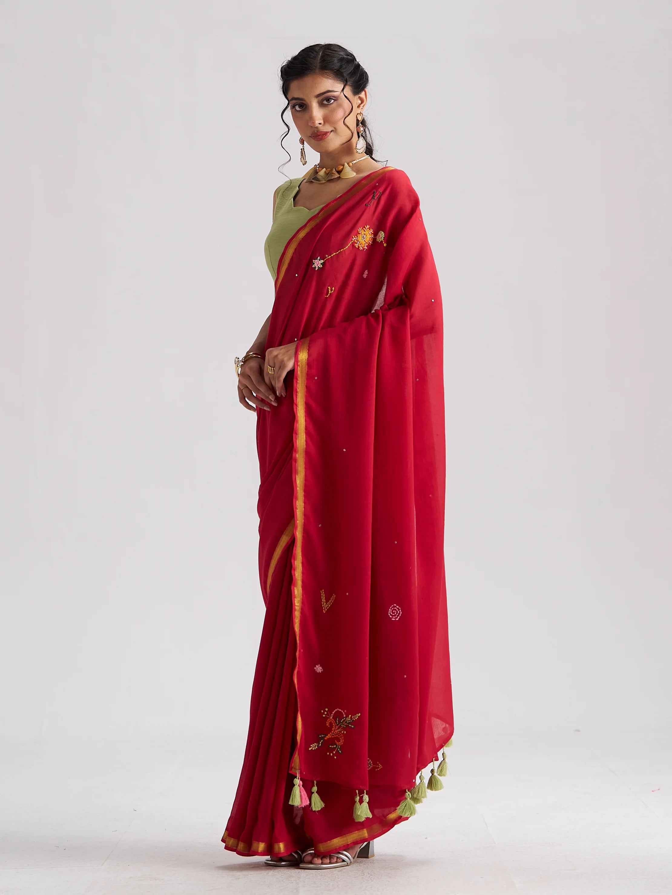 RED VISCOSE MUL THREAD WORK SAREES