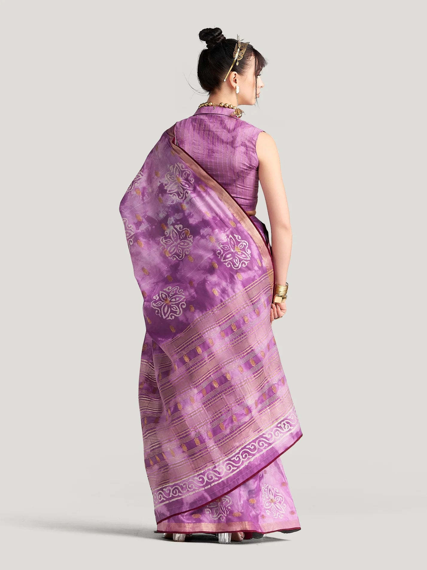 ORGANZA FEEZY DAISY SAREE WITH BLOUSE