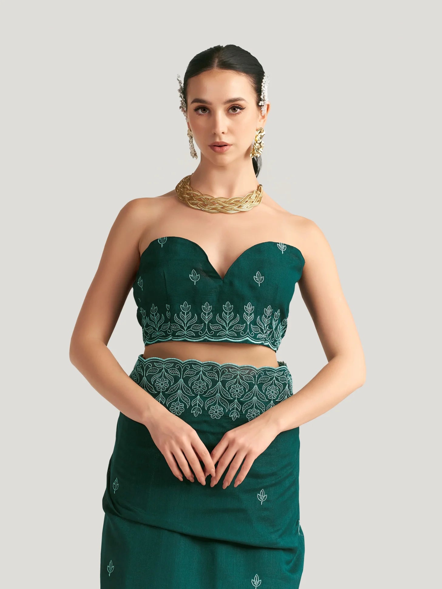 TITANIUM FLORAL EMBROIDERY SAREE WITH BLOUSE