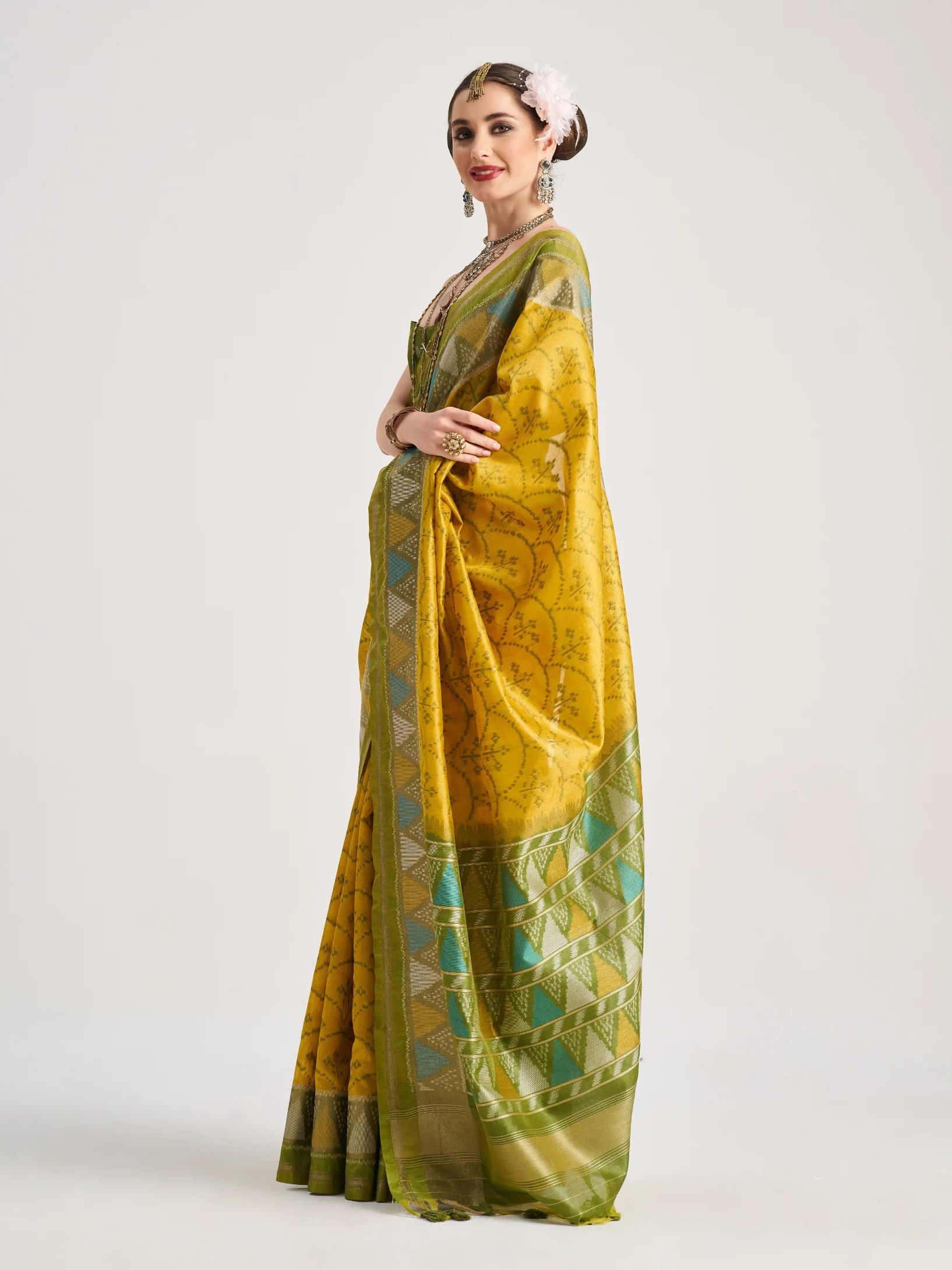 TRIANGLE SILK SAREE WITH BLOUSE