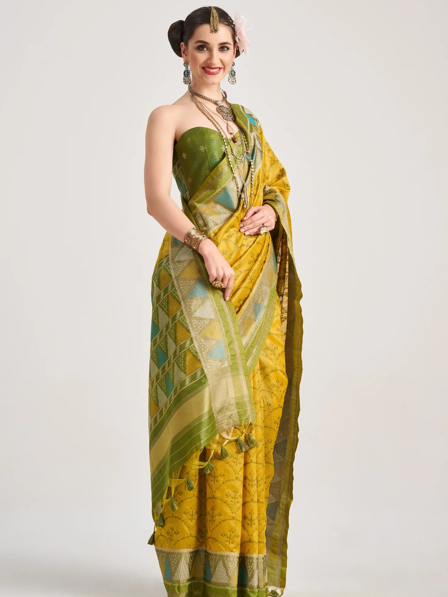 TRIANGLE SILK SAREE WITH BLOUSE