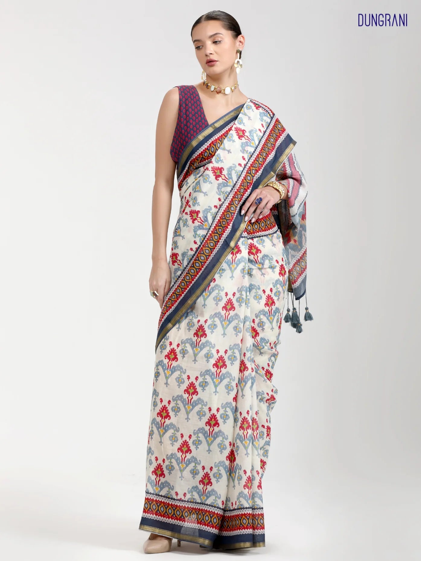 WHITE & DARK BLUE VISCOSE MUL LIVA DIGITAL PRINTED SAREE