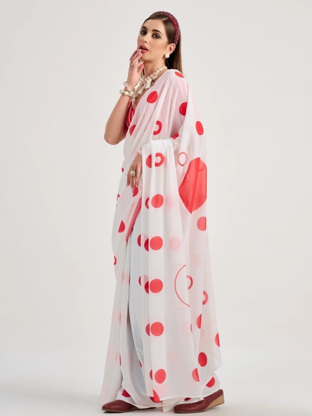 WHITE & RED GEORGETTE POLKA POPS DIGITAL PRINTED SAREE