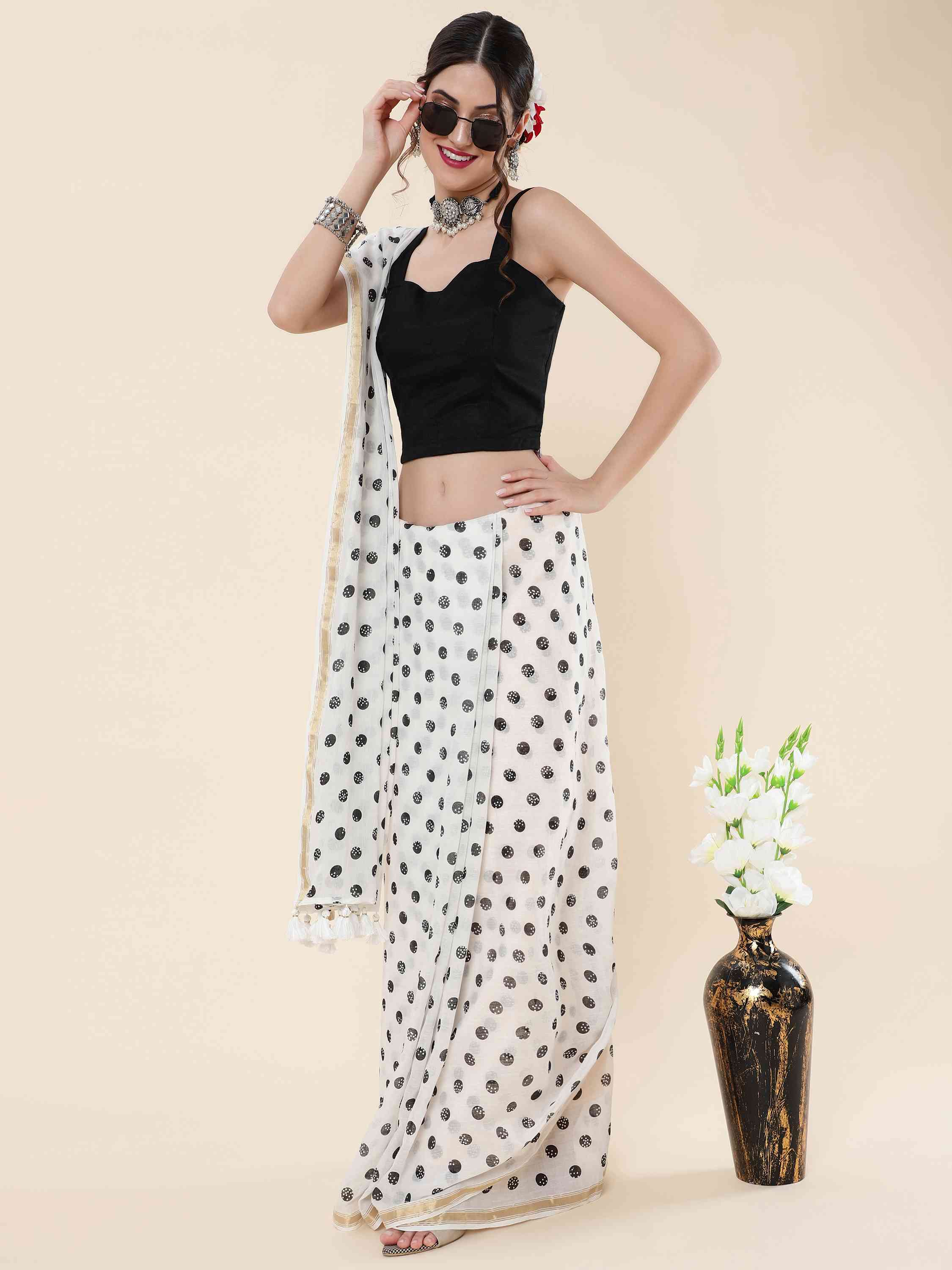 WHITE VISCOSE MUL LIVA POLKA DOTS SAREE