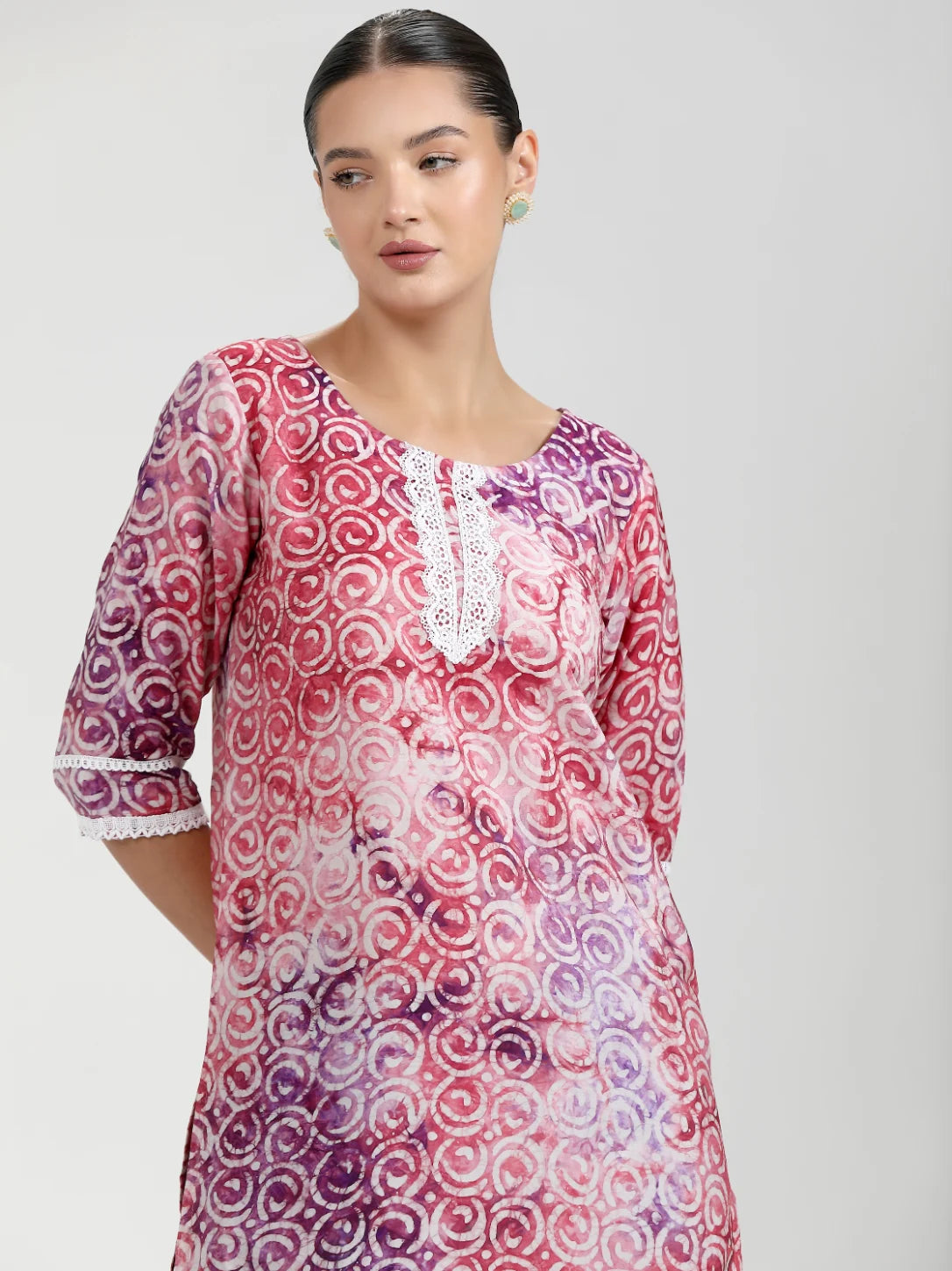 PURPLE SMOOTHIE 9 BATIK PRINTED V KURTA WITH PANT