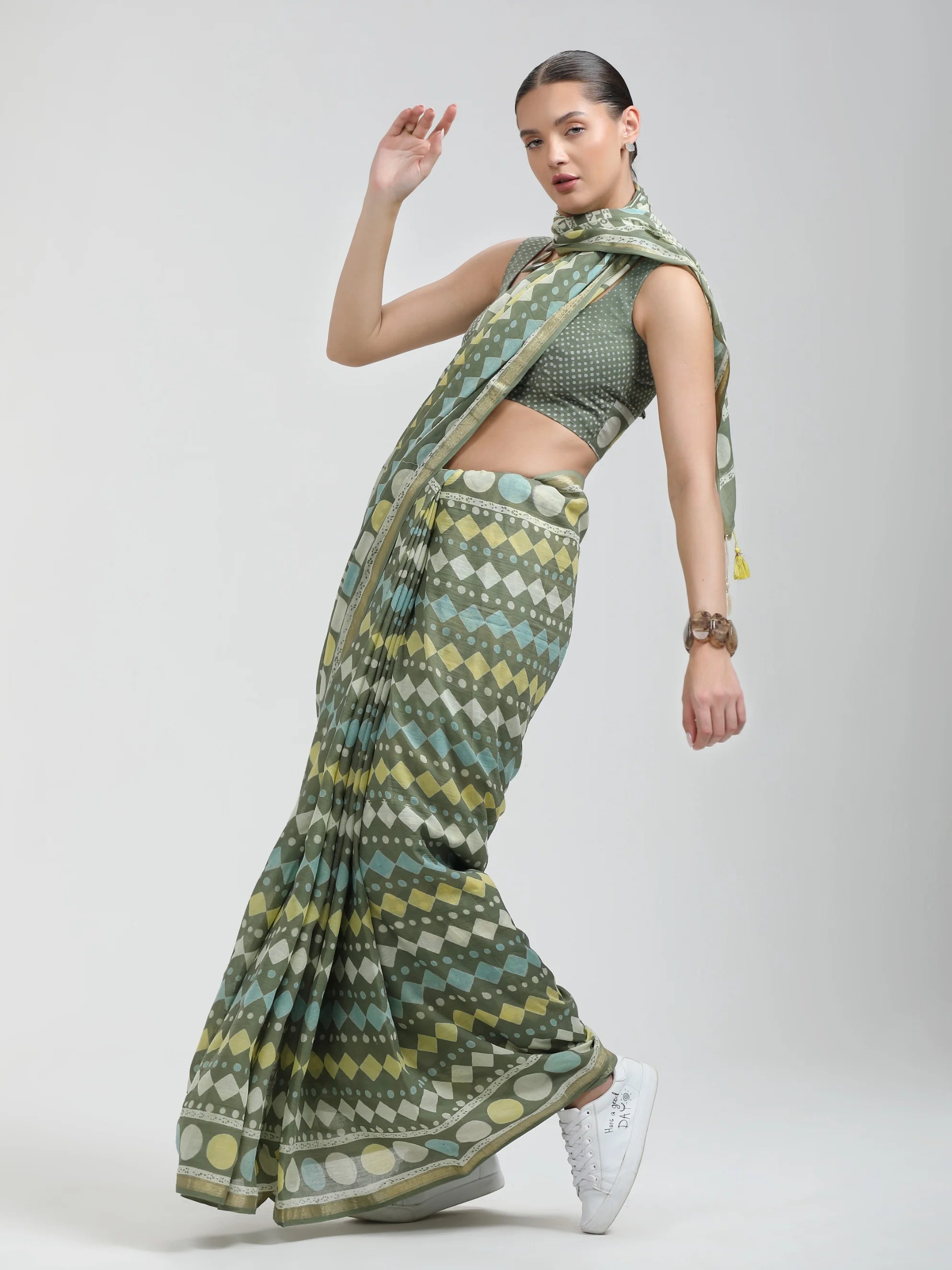 VISCOSE MUL HAND BLOCK PRINTED LIVA SAREE WITH BLOUSE