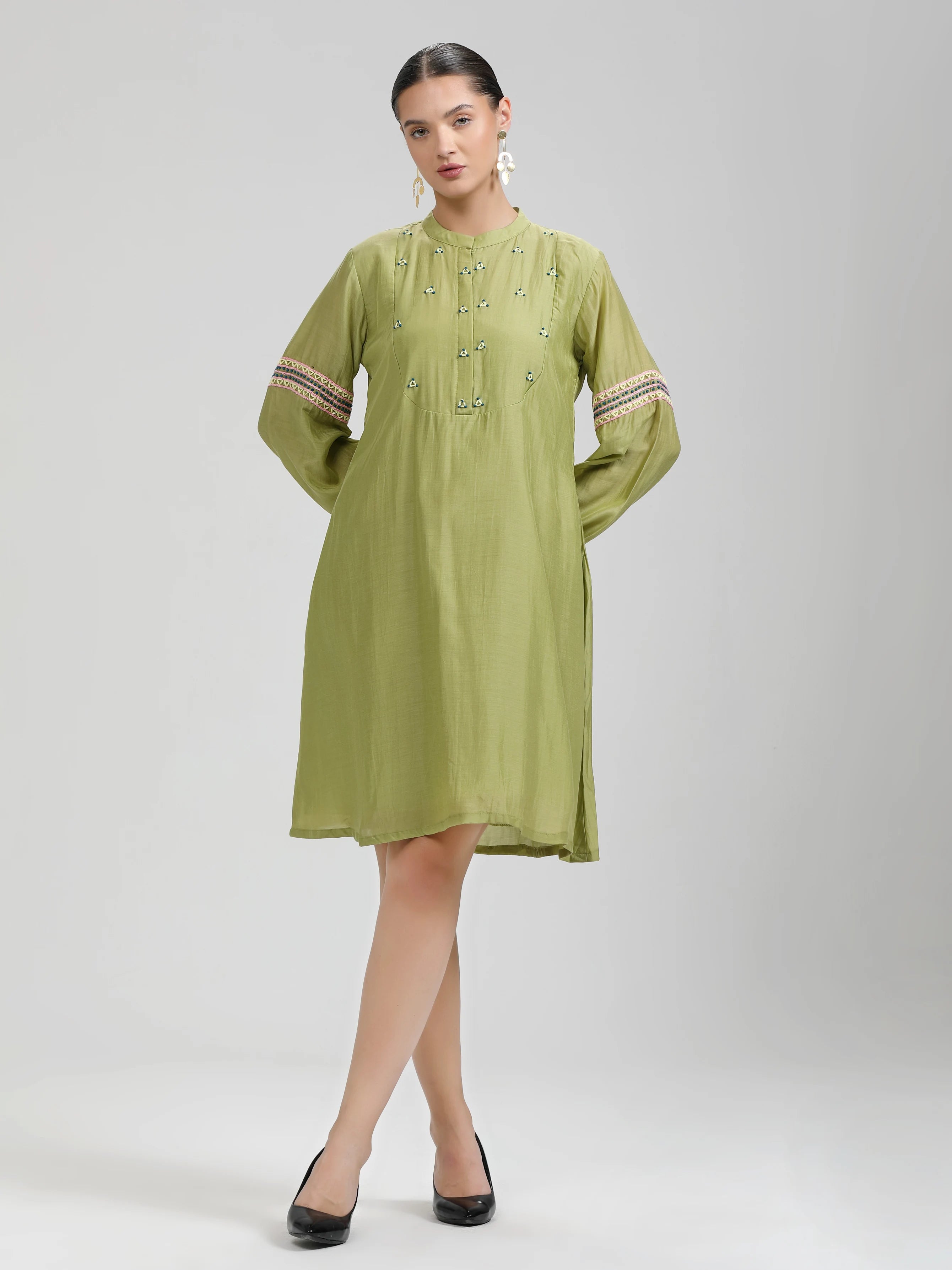 PISTA LIVA LITE HAND EMBROIDERED DRESS