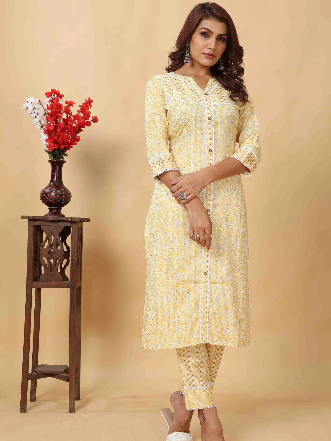 YELLOW POLY COTTON FLORAL FOIL PRINTED KURTI SET