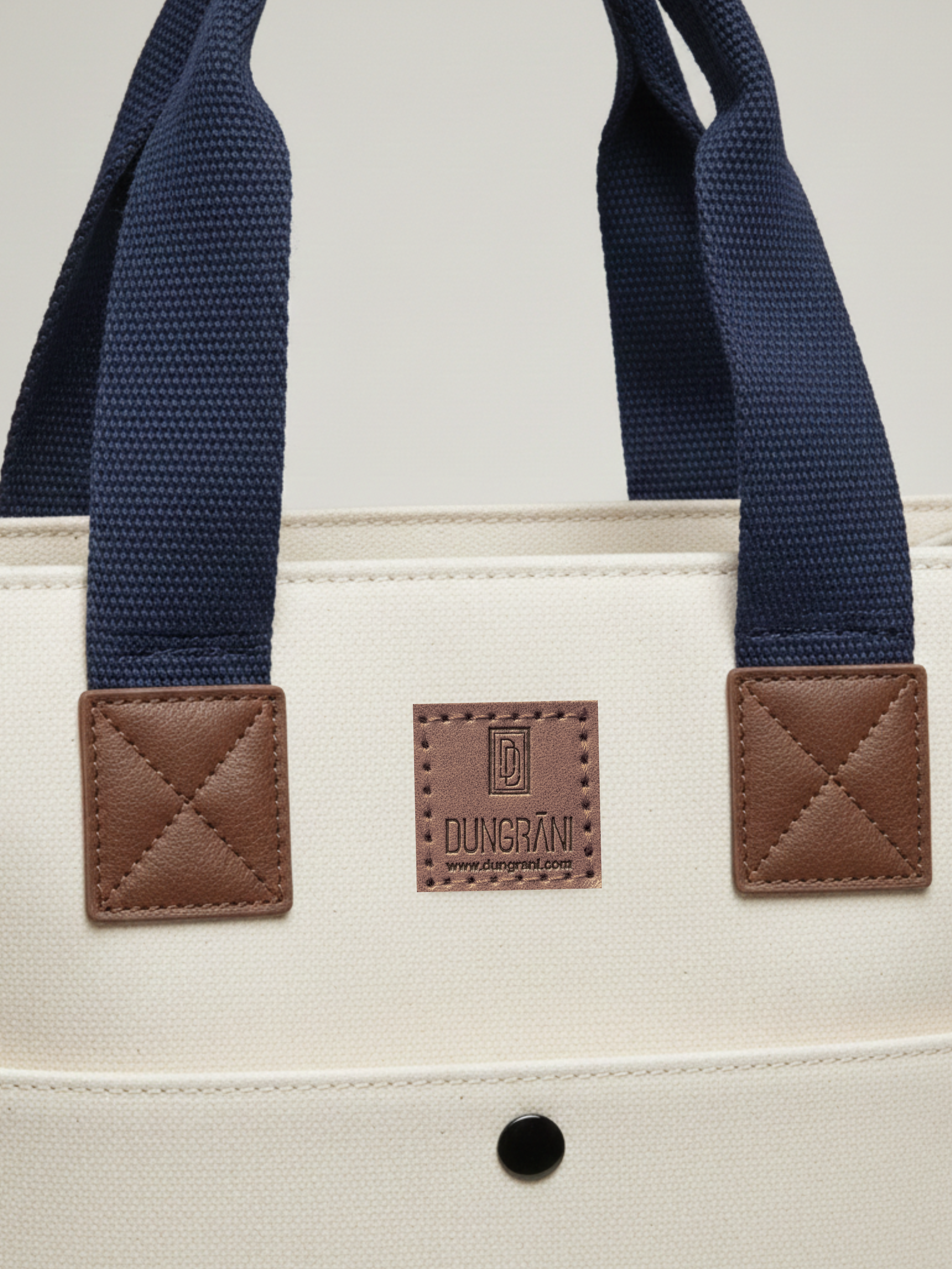NATURAL BEIGE UNISEX CLASSIC CANVAS BAG