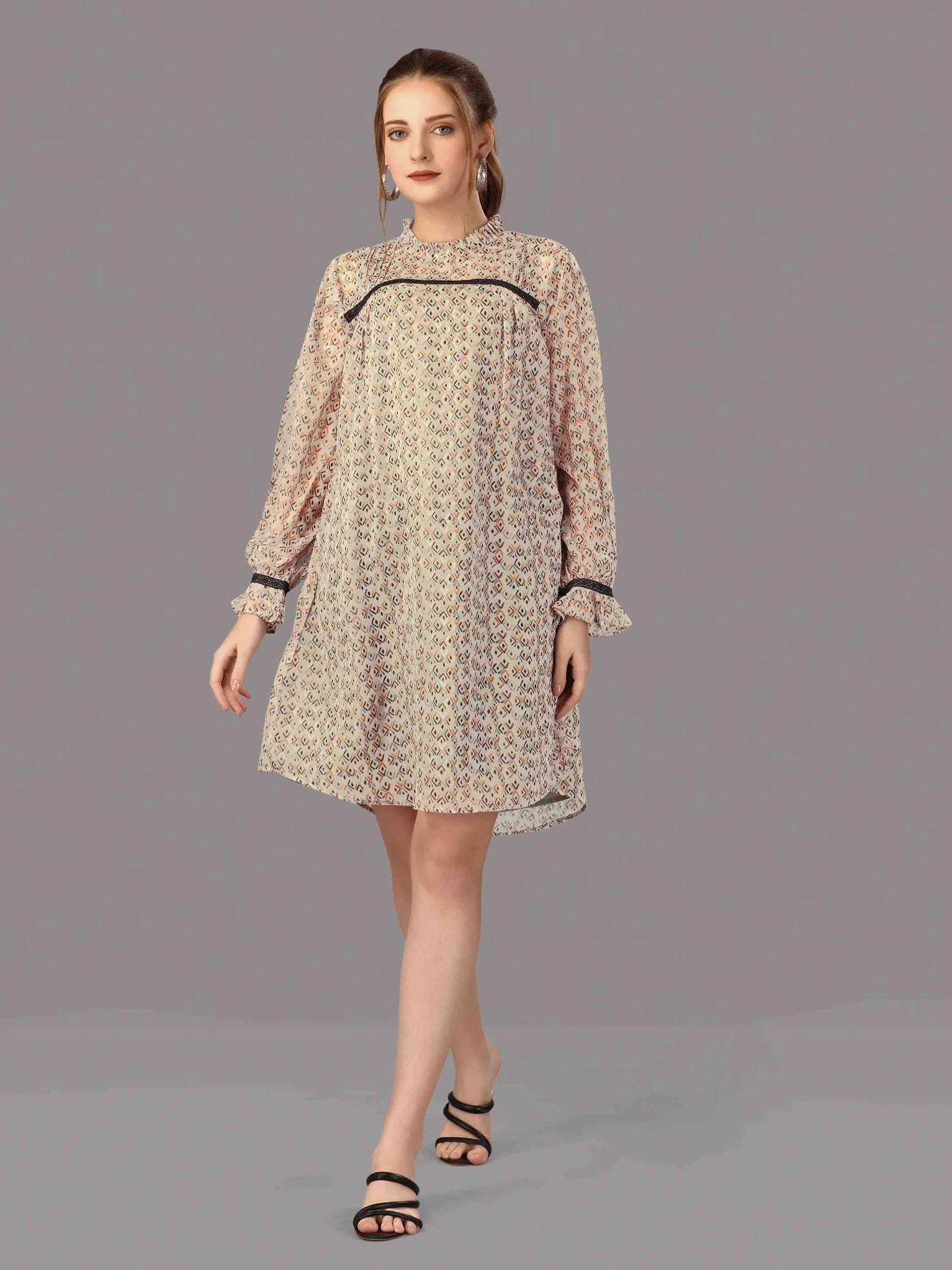 GREY CHIFFON GEOMETRIC PRINTED A-LINE DRESS WITH INNER