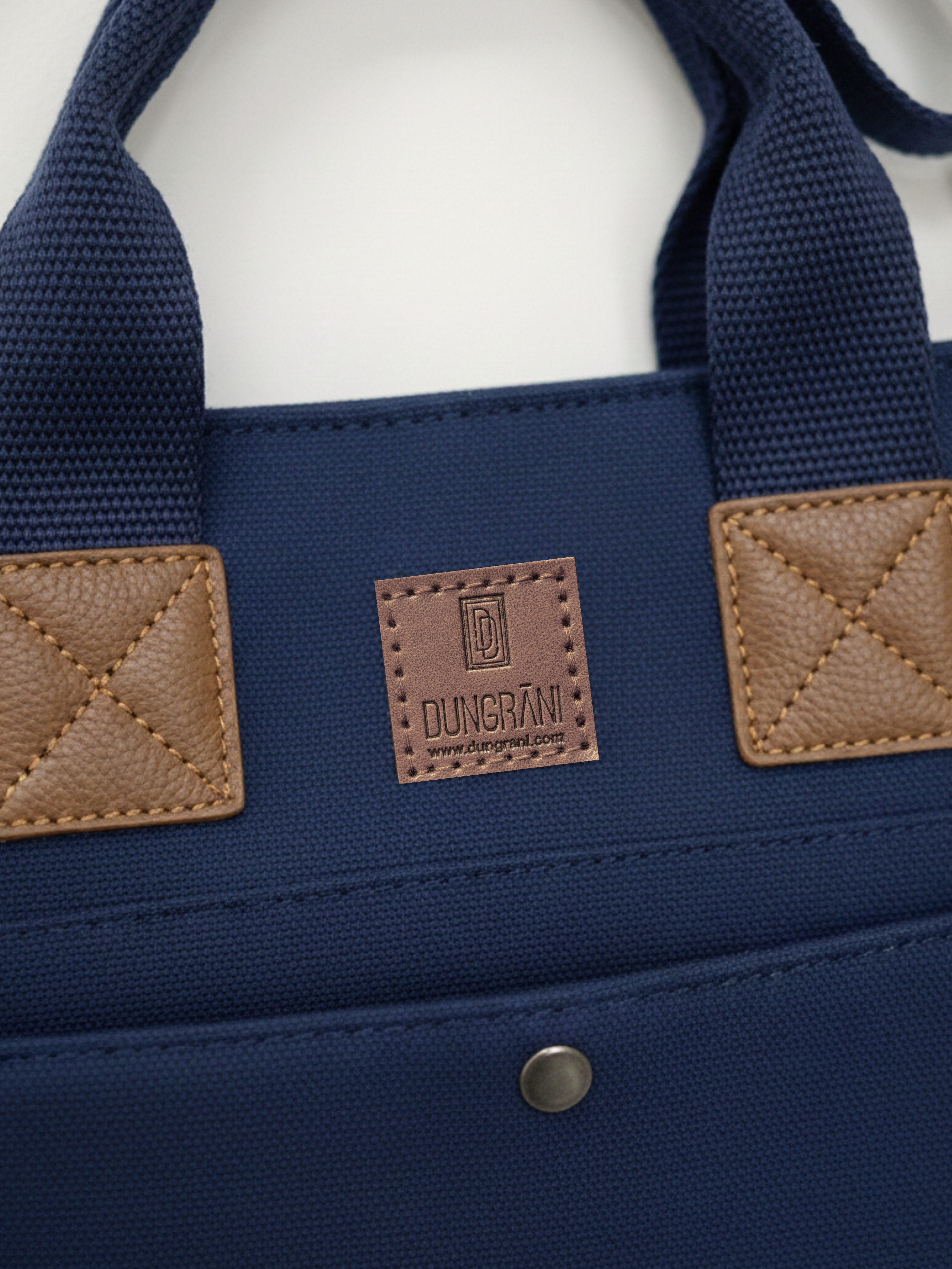 NAVY BLUE UNISEX CLASSIC CANVAS BAG
