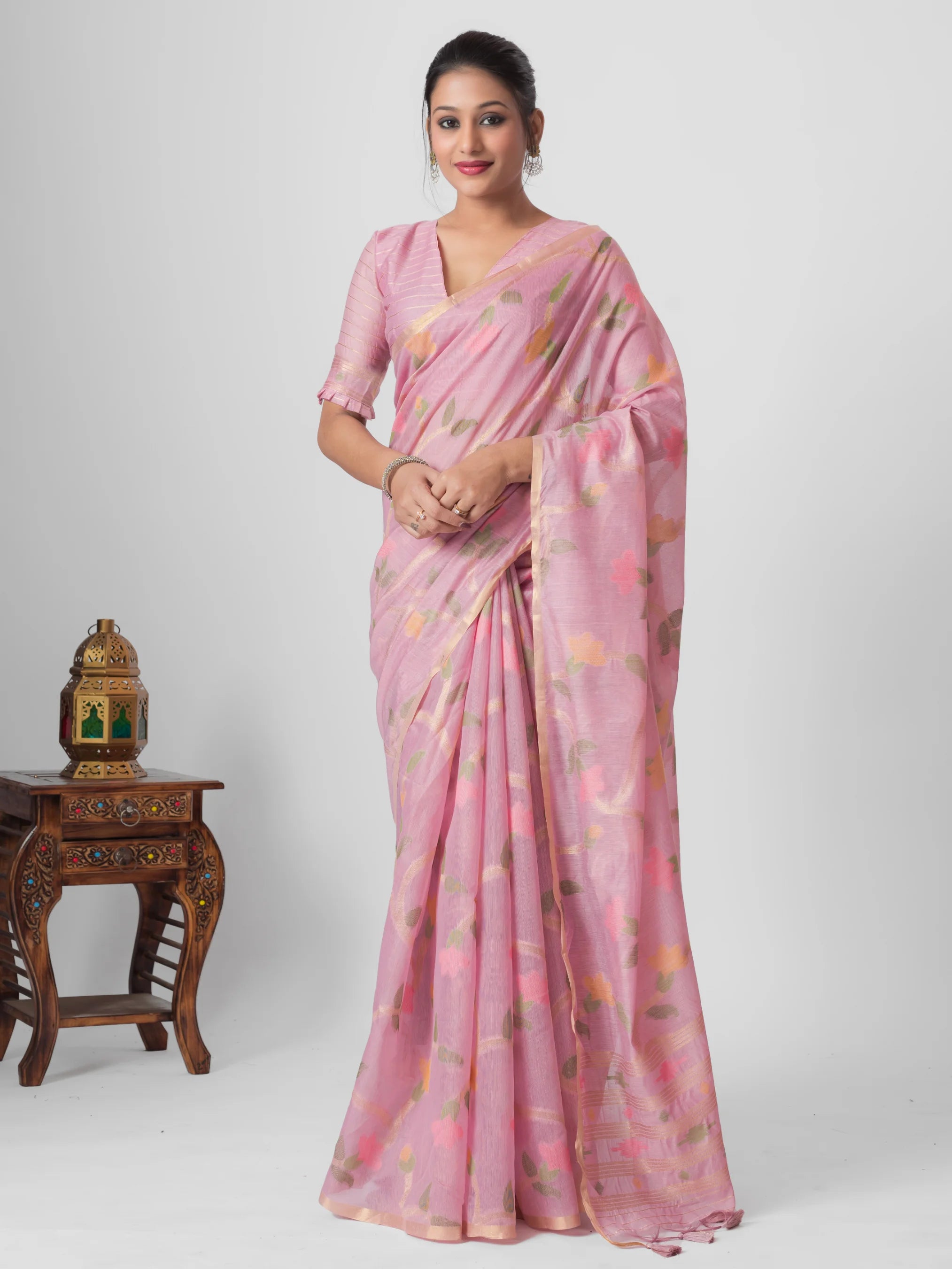 MANASA REDDY IN COTTON SILK JAAL SAREE