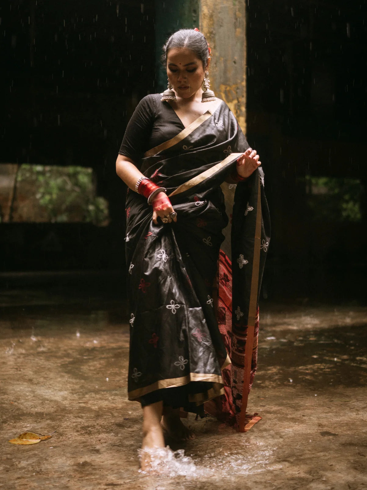 ISHITA DEBNATH IN BANDHEJ SILK SAREE