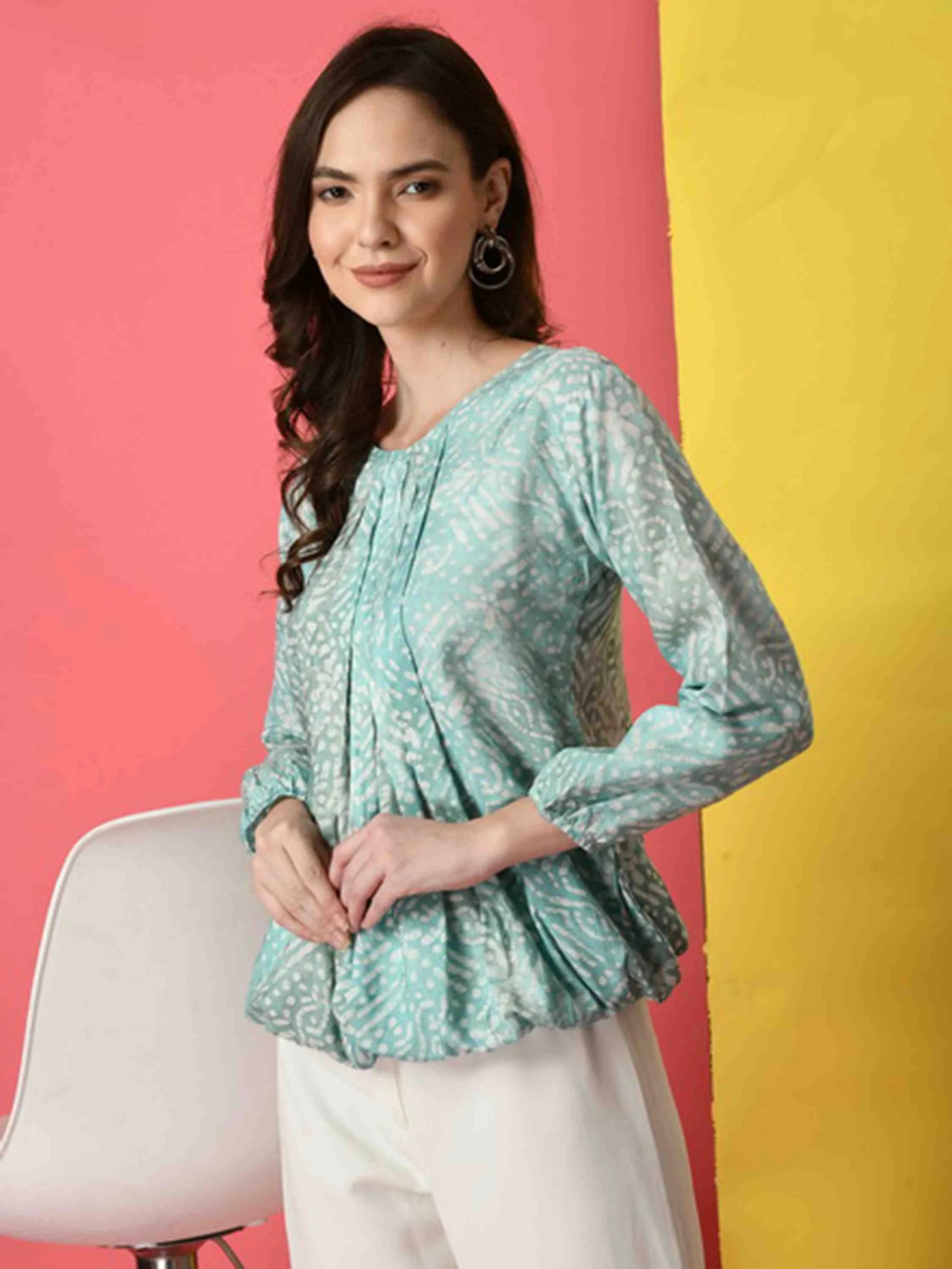 TURQUOISE SMOOTHIE SLUB BATIK PLEATED TOP