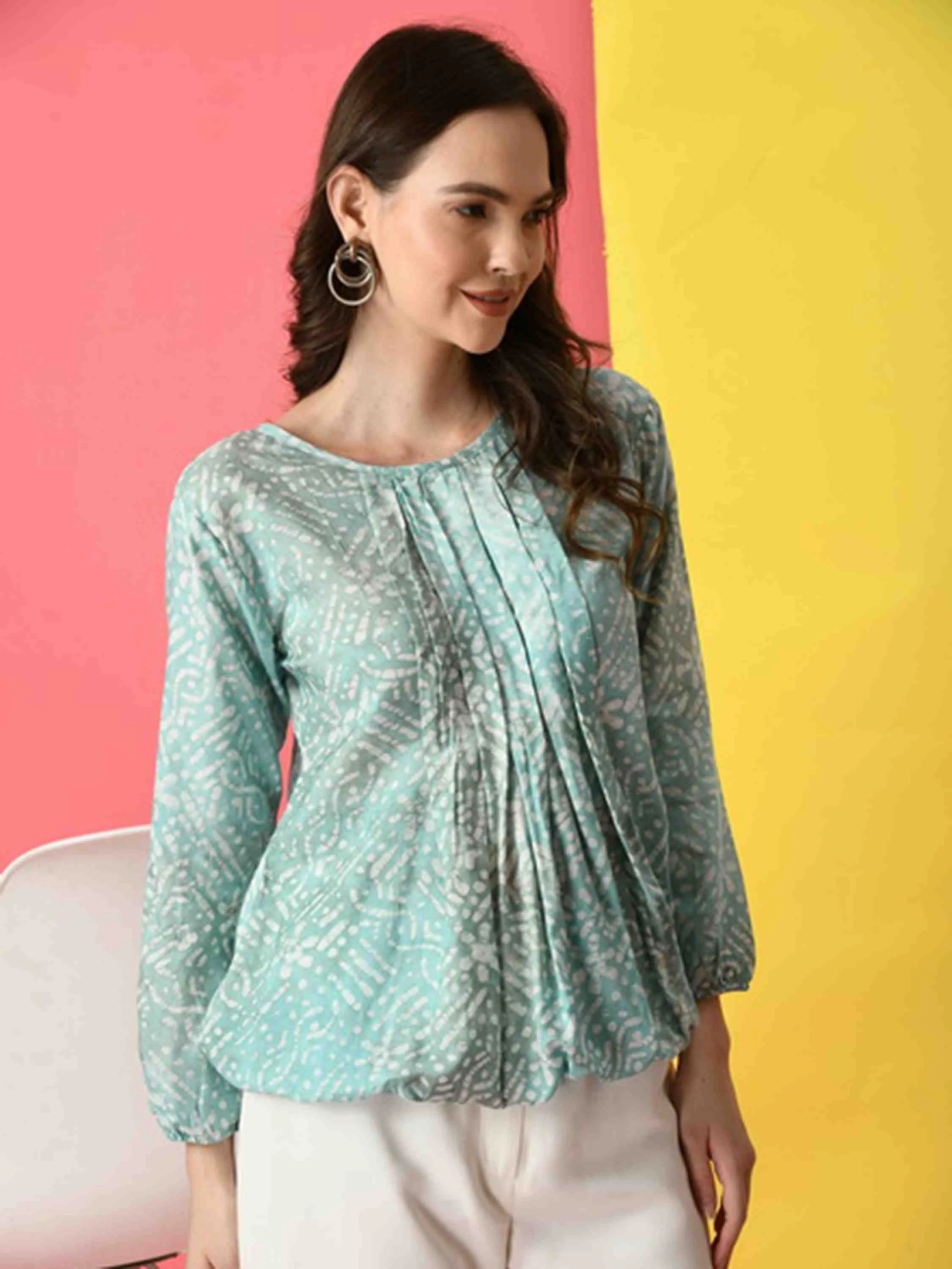 TURQUOISE SMOOTHIE SLUB BATIK PLEATED TOP